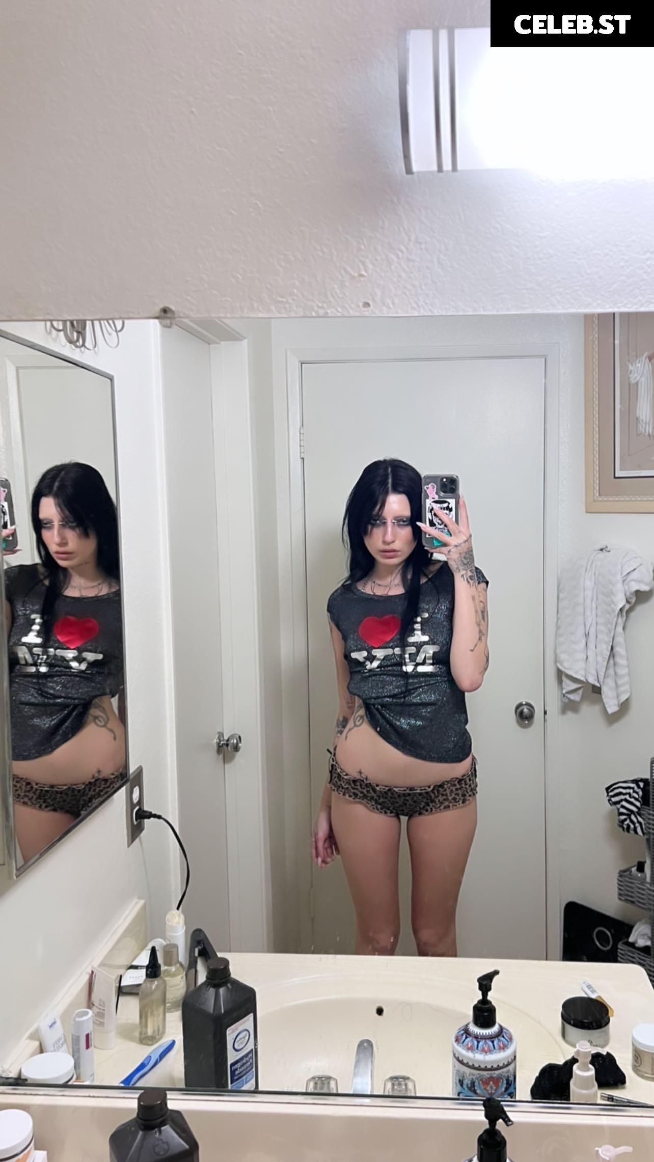 DeathbyRomy Image 5295369