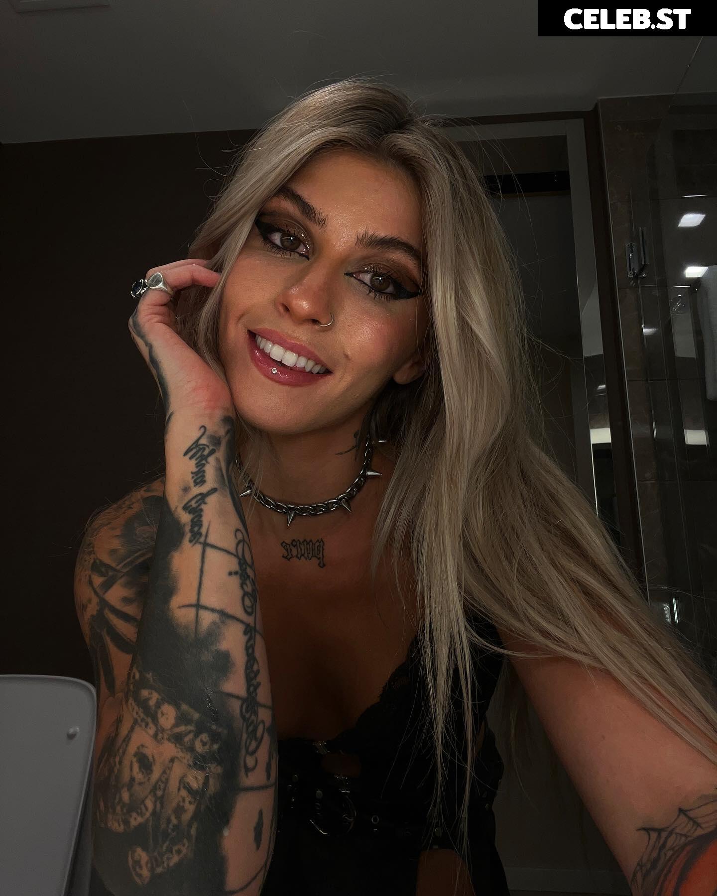 Luci / Lucii (the Alien) Image 5295239