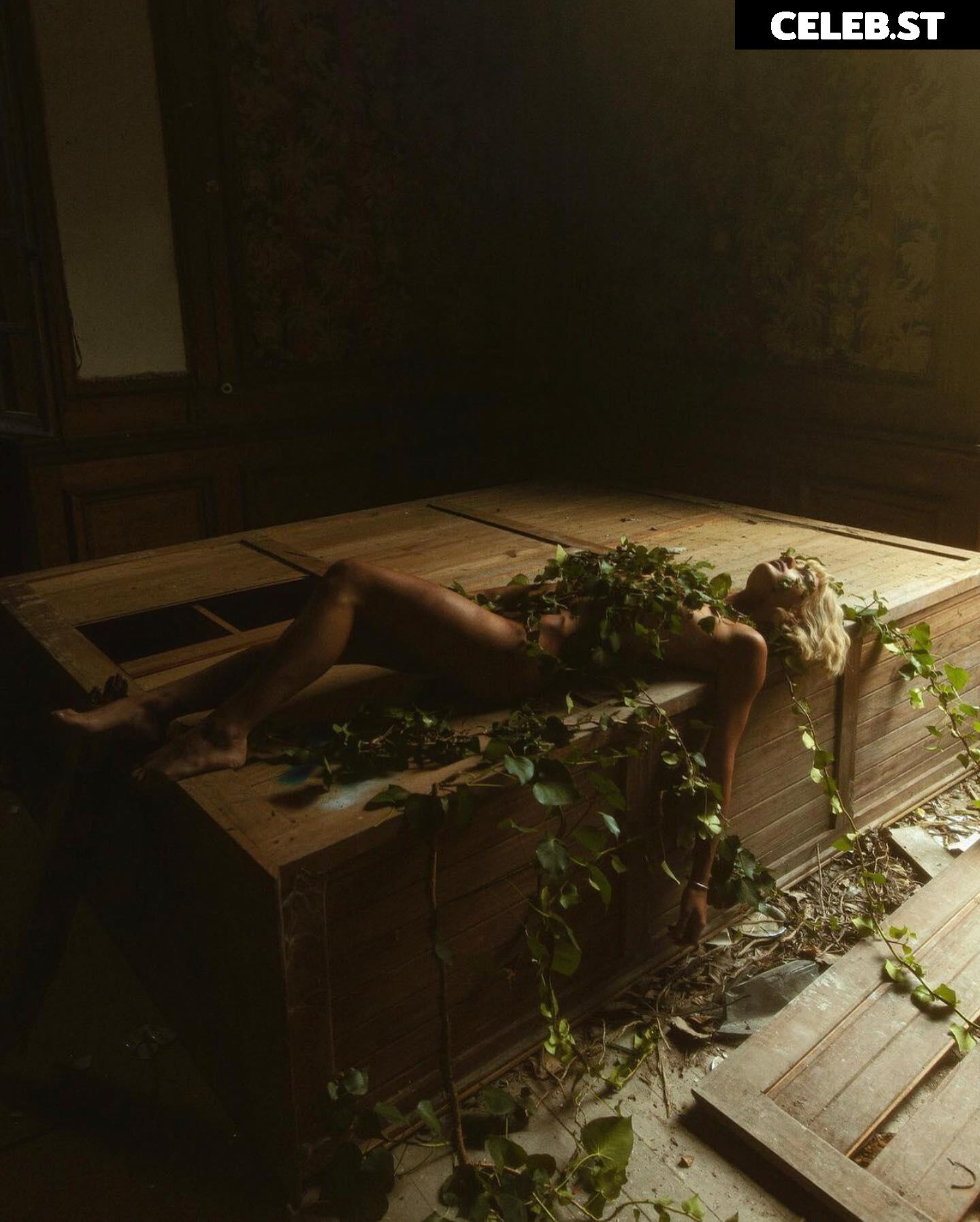 Roxane Eylaud O҉山L̥ͦⓄ (@0wlo_) Image 5292723