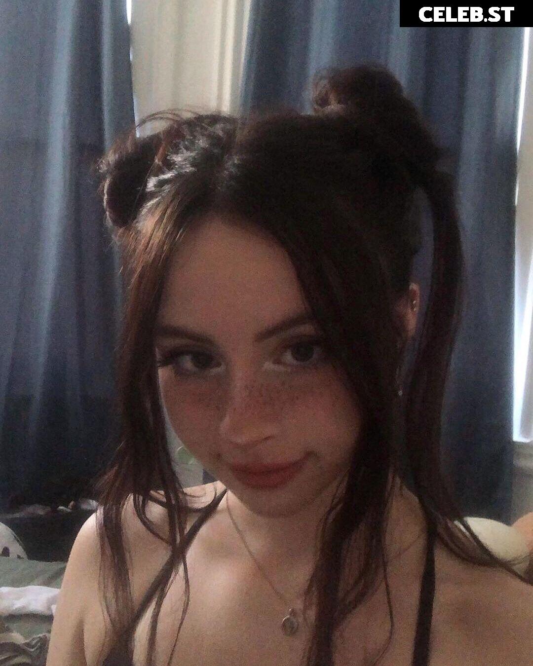 Liv @littlelivbug Image 5283193