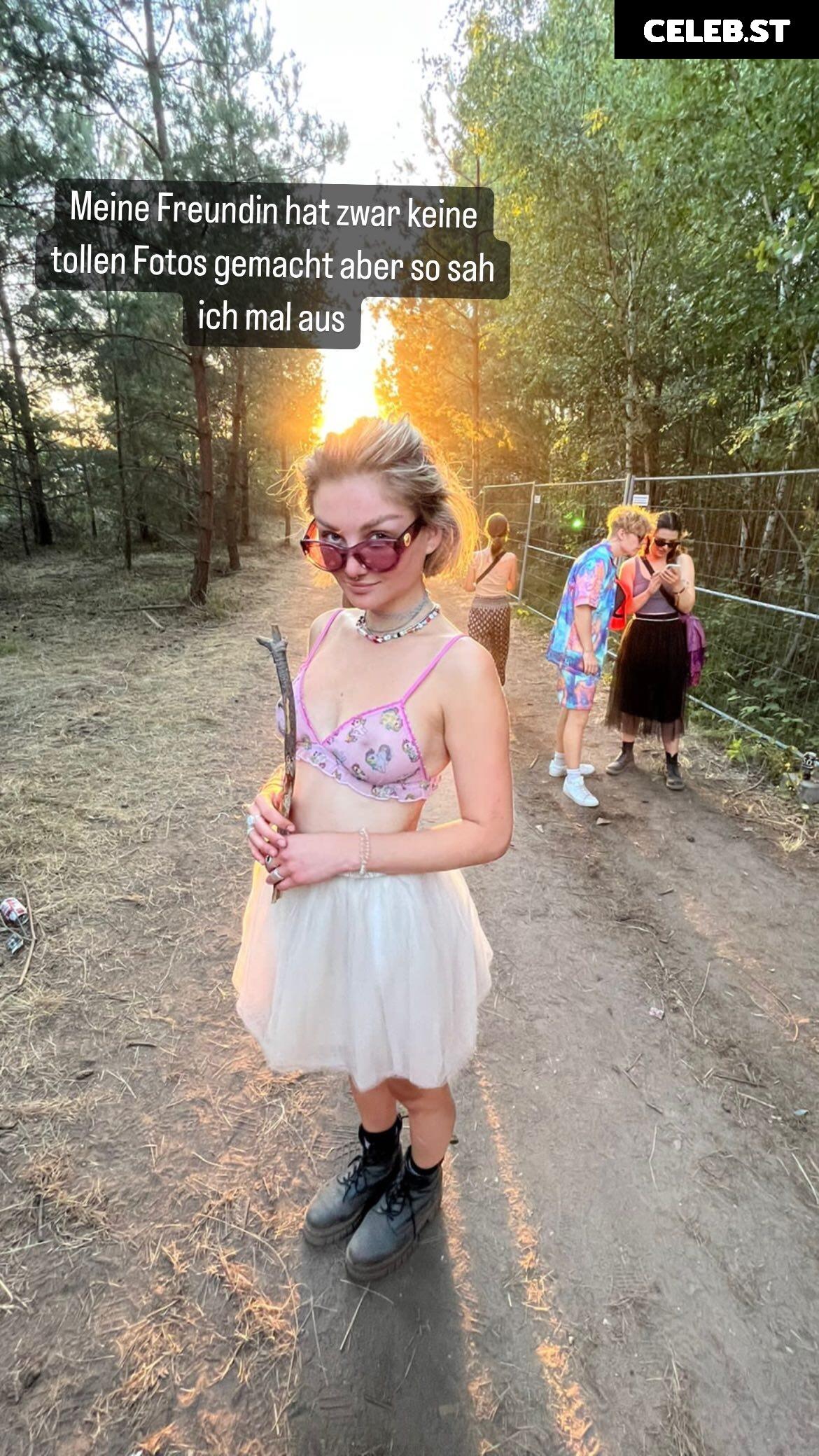 Julia Wulf Image 527454