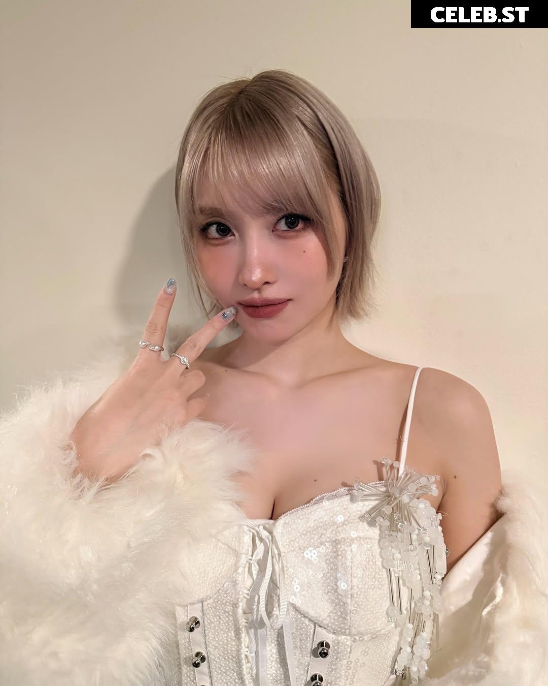 Hirai Momo | TWICE Image 5274027