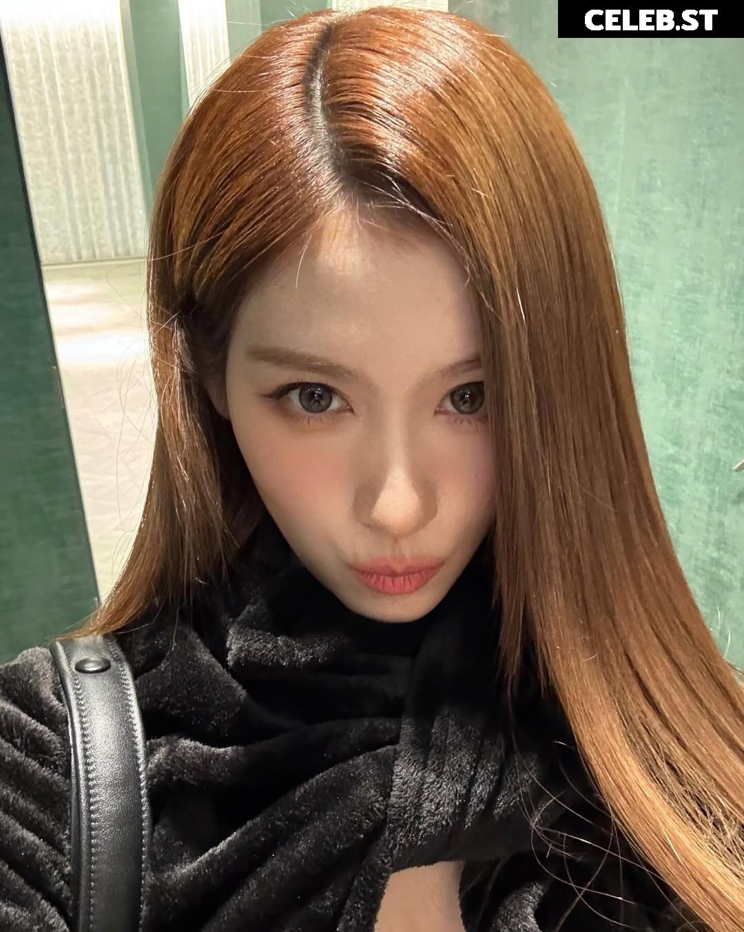 Minatozaki Sana (TWICE) Image 5270076