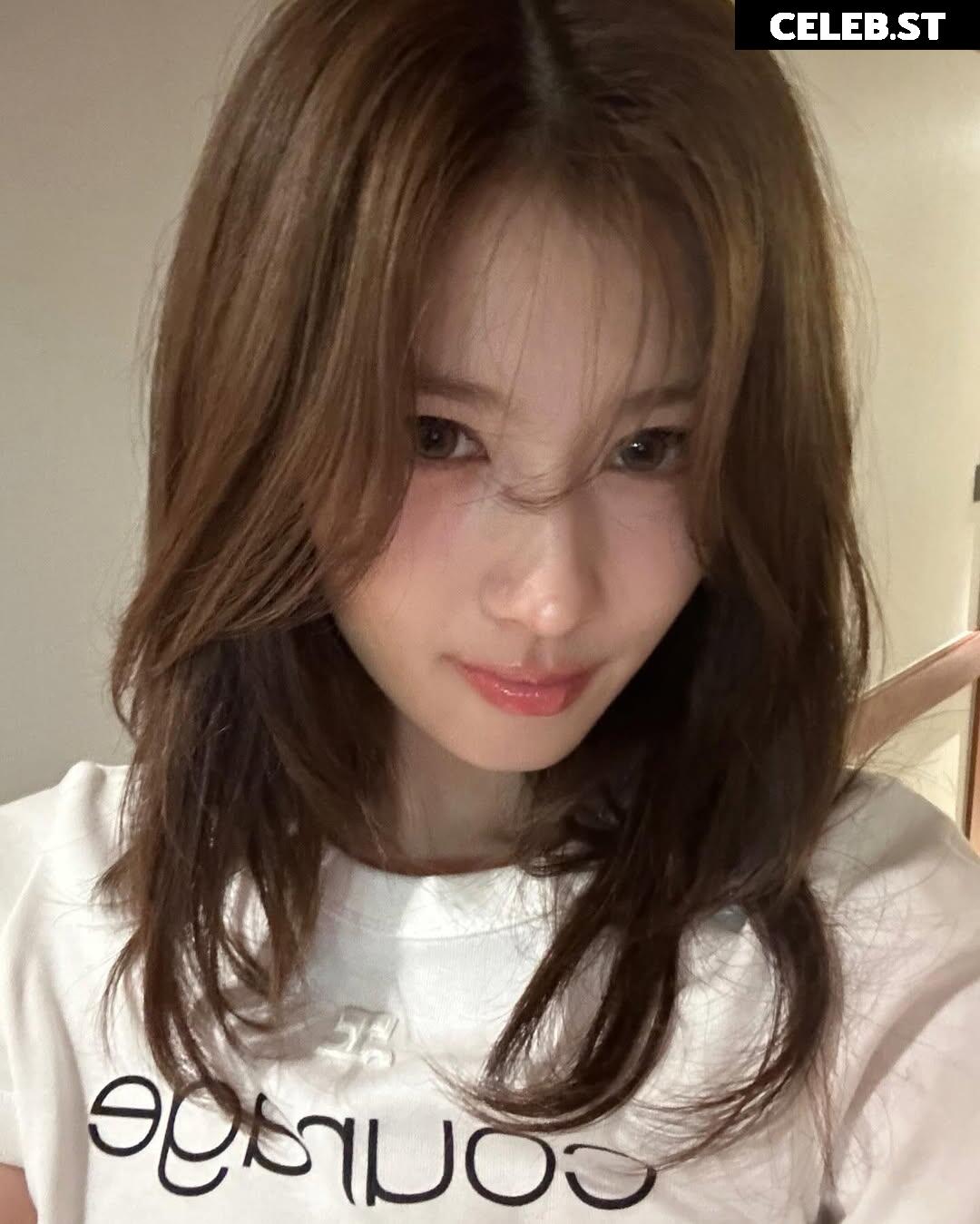 Minatozaki Sana (TWICE) Image 5270373