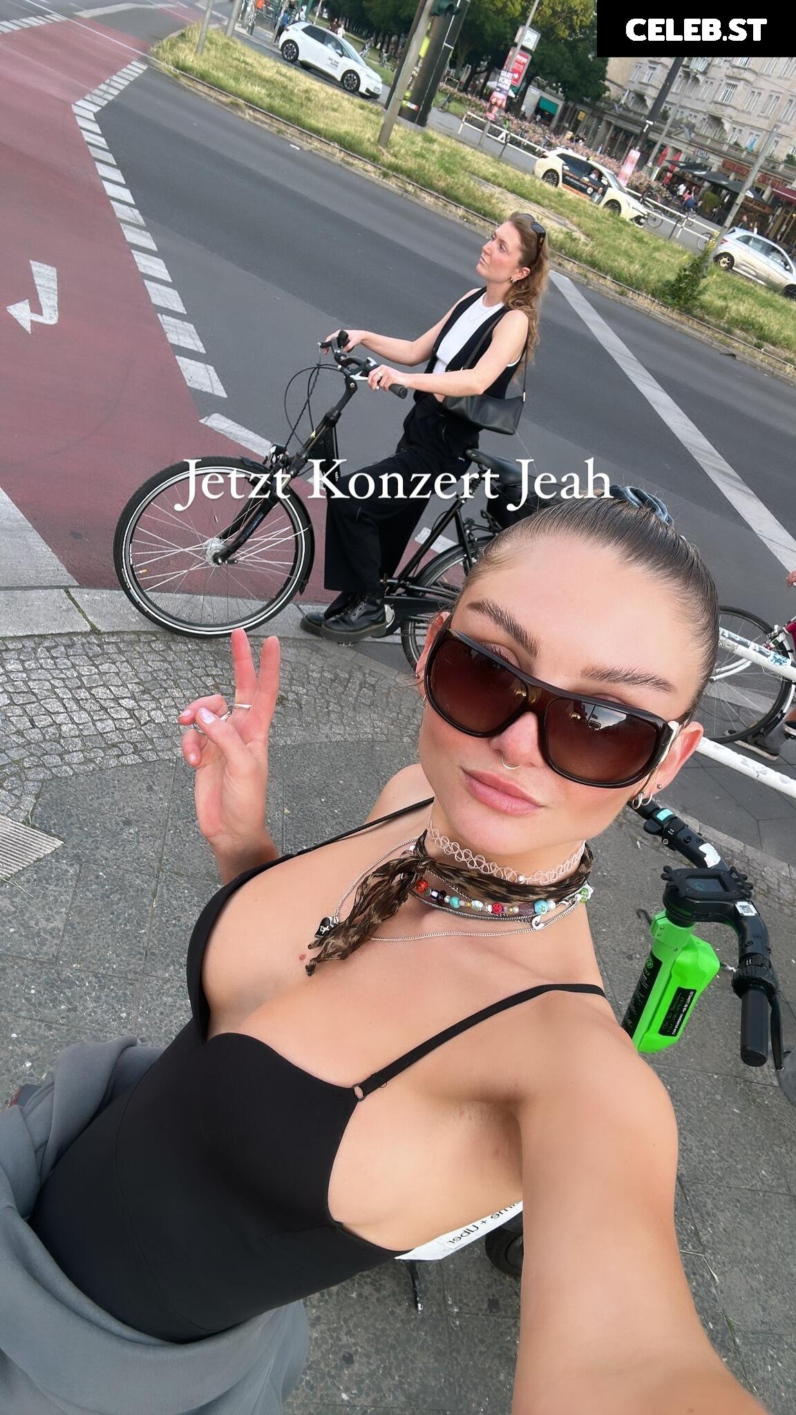 Julia Wulf Image 526664