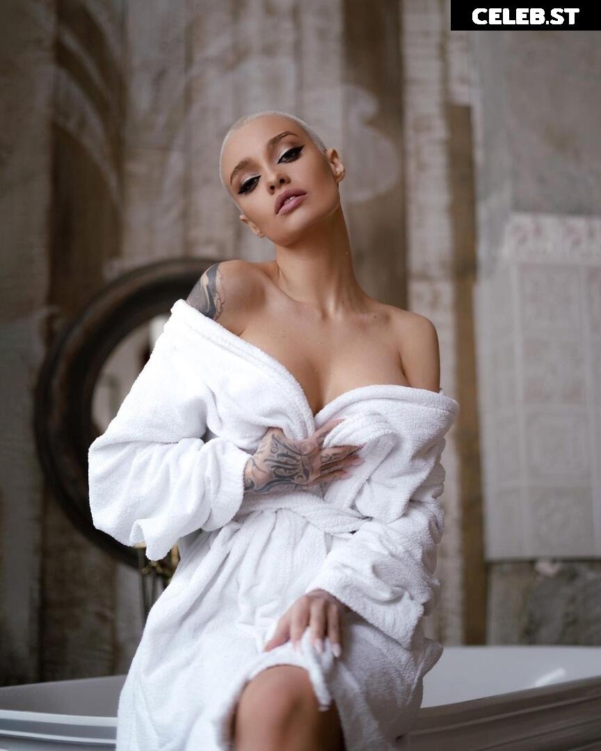 Anastasia Khamraeva Image 526612