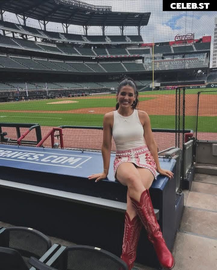 Ashley ShahAhmadi Image 5269992