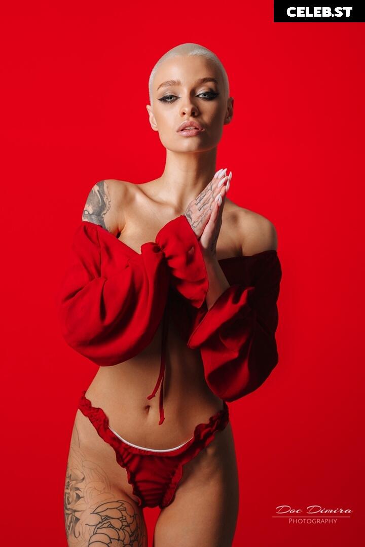 Anastasia Khamraeva Image 525365