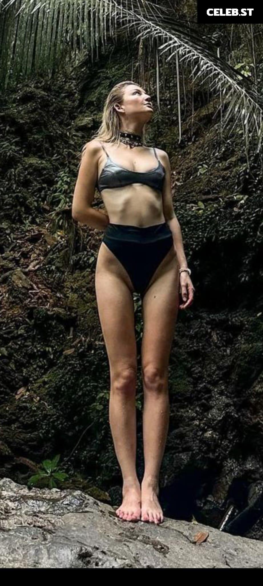 Julia Wulf Image 524498