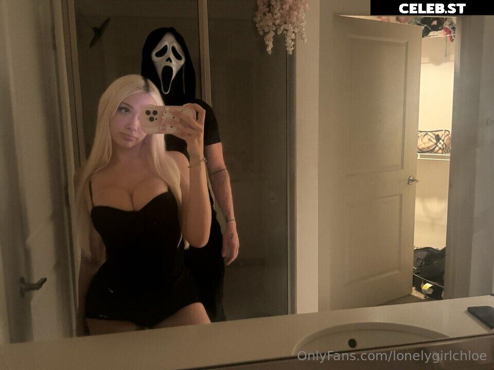 Chloe Collins Image 5248154