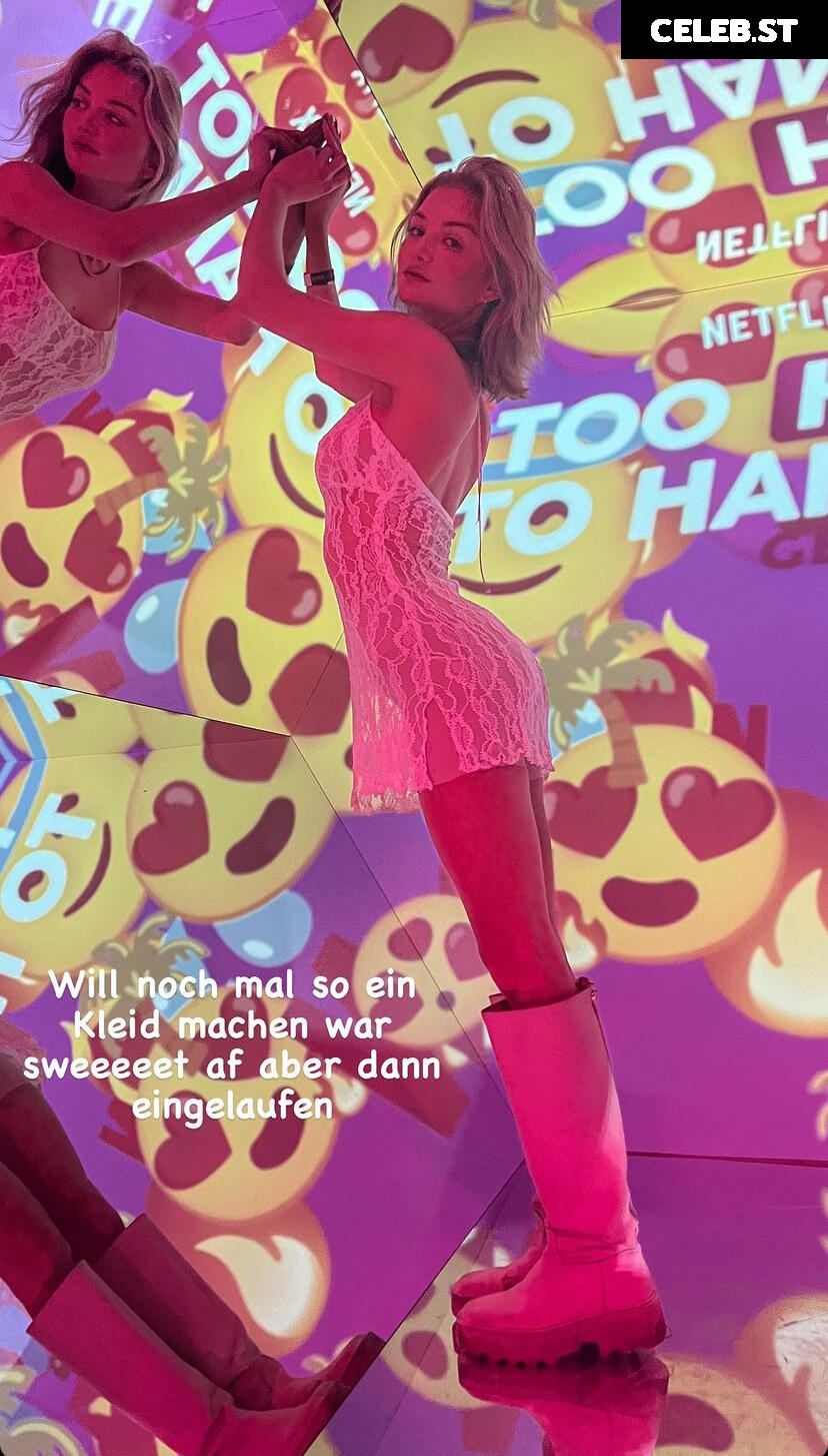 Julia Wulf Image 523585