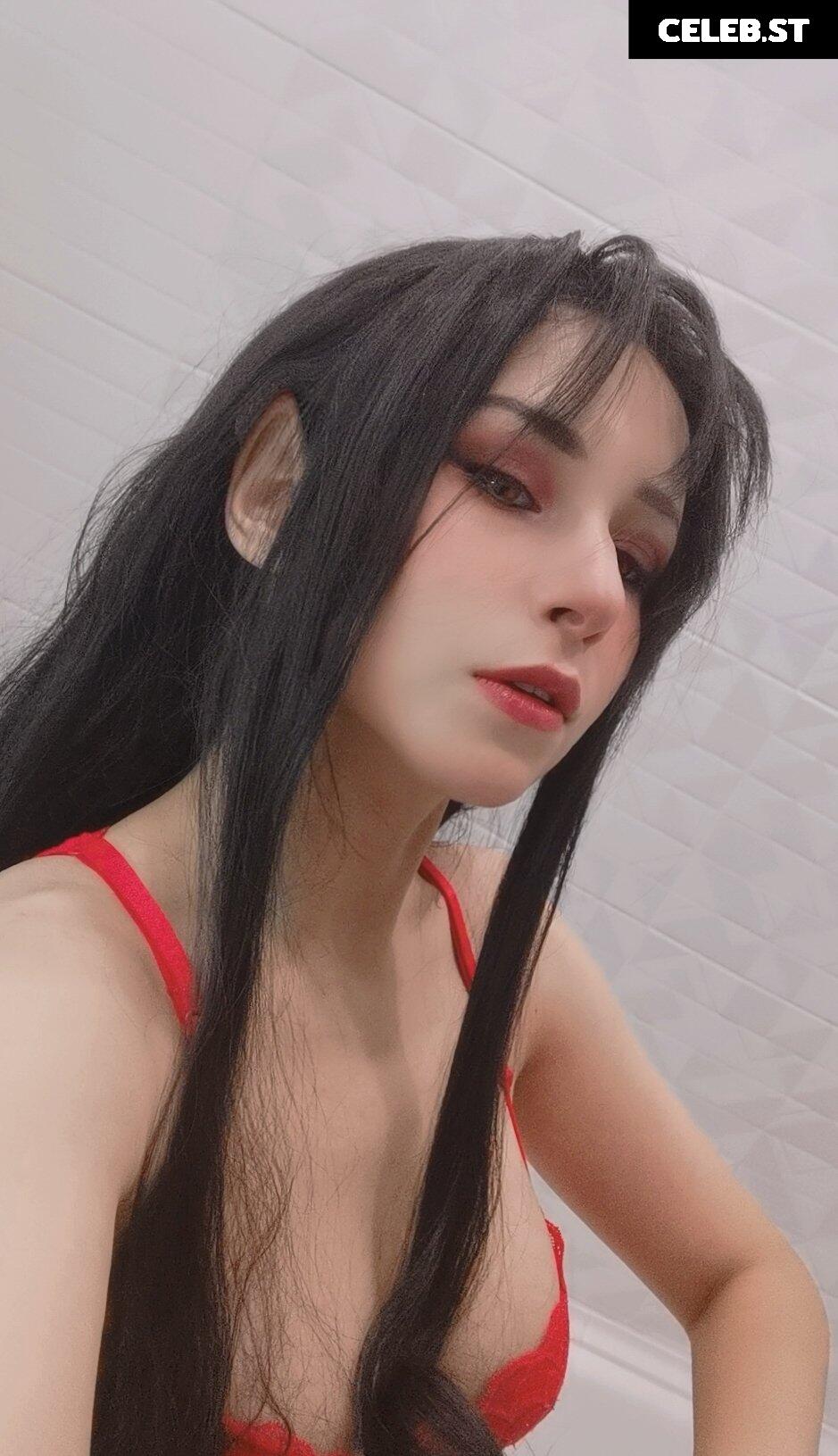 Dima Batalov / Sunny Image 5203955