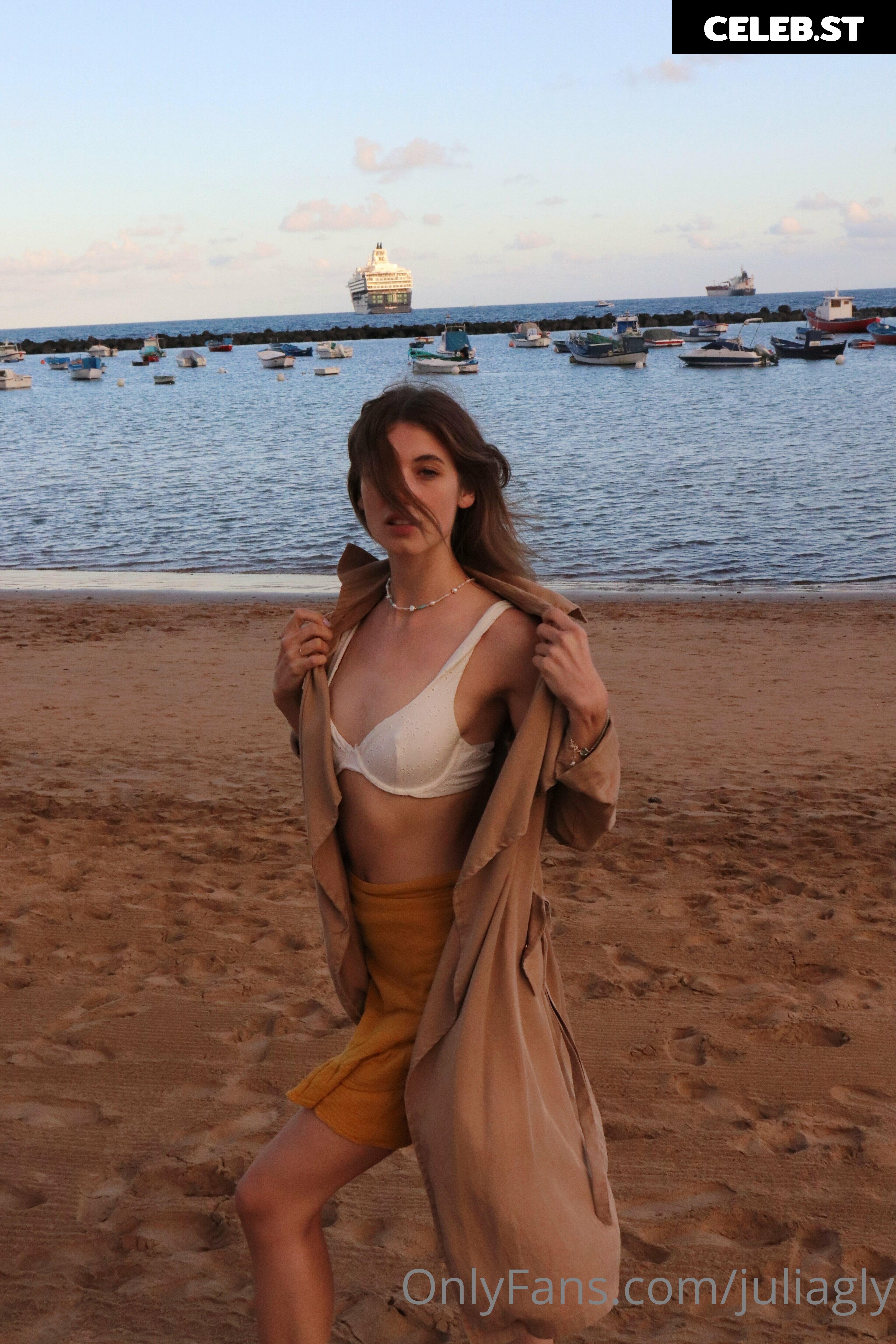 juliagly Image 539009