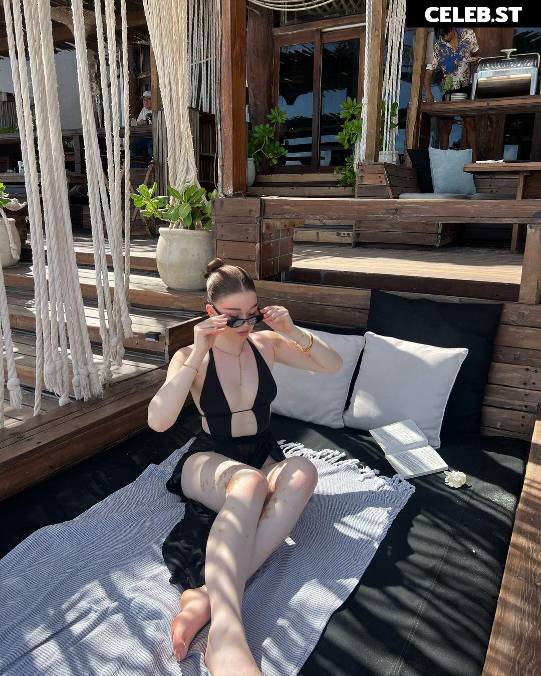 Sophia Elena Image 538340