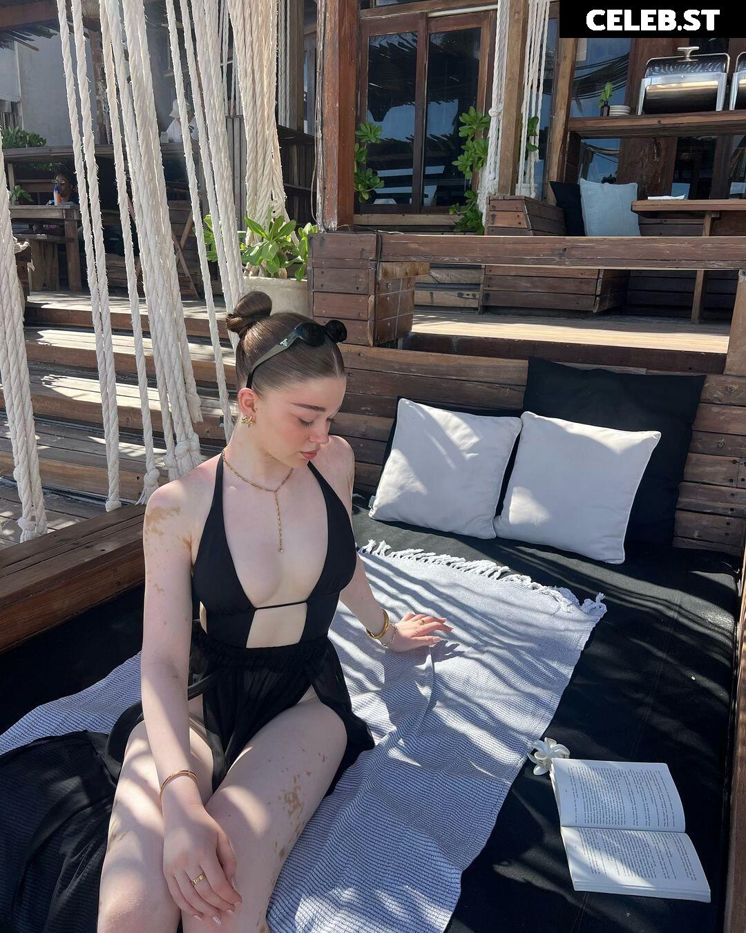 Sophia Elena Image 538319