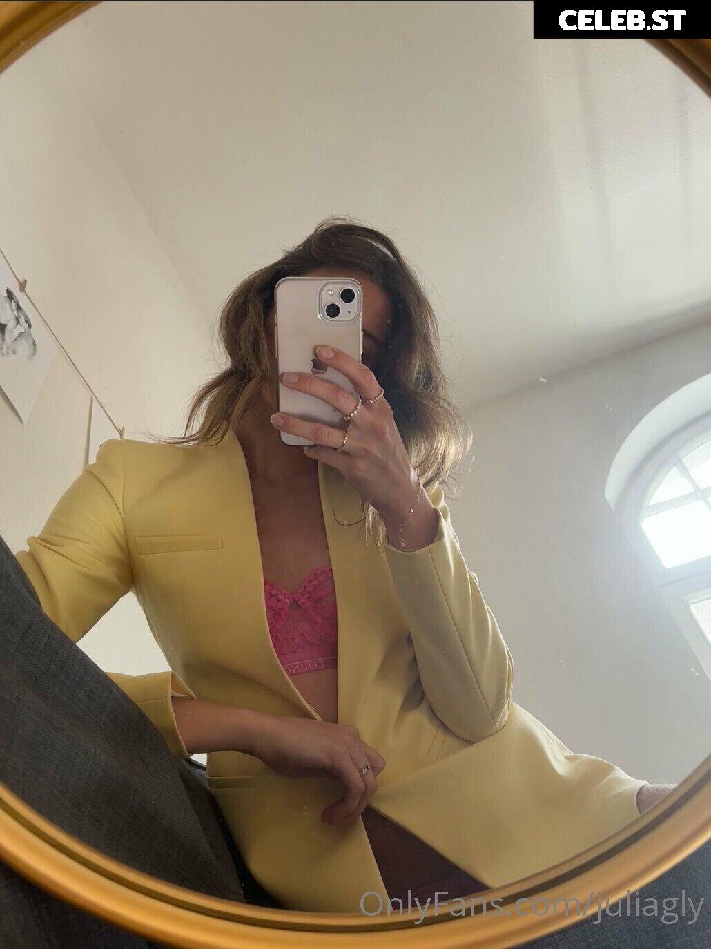 juliagly Image 537629