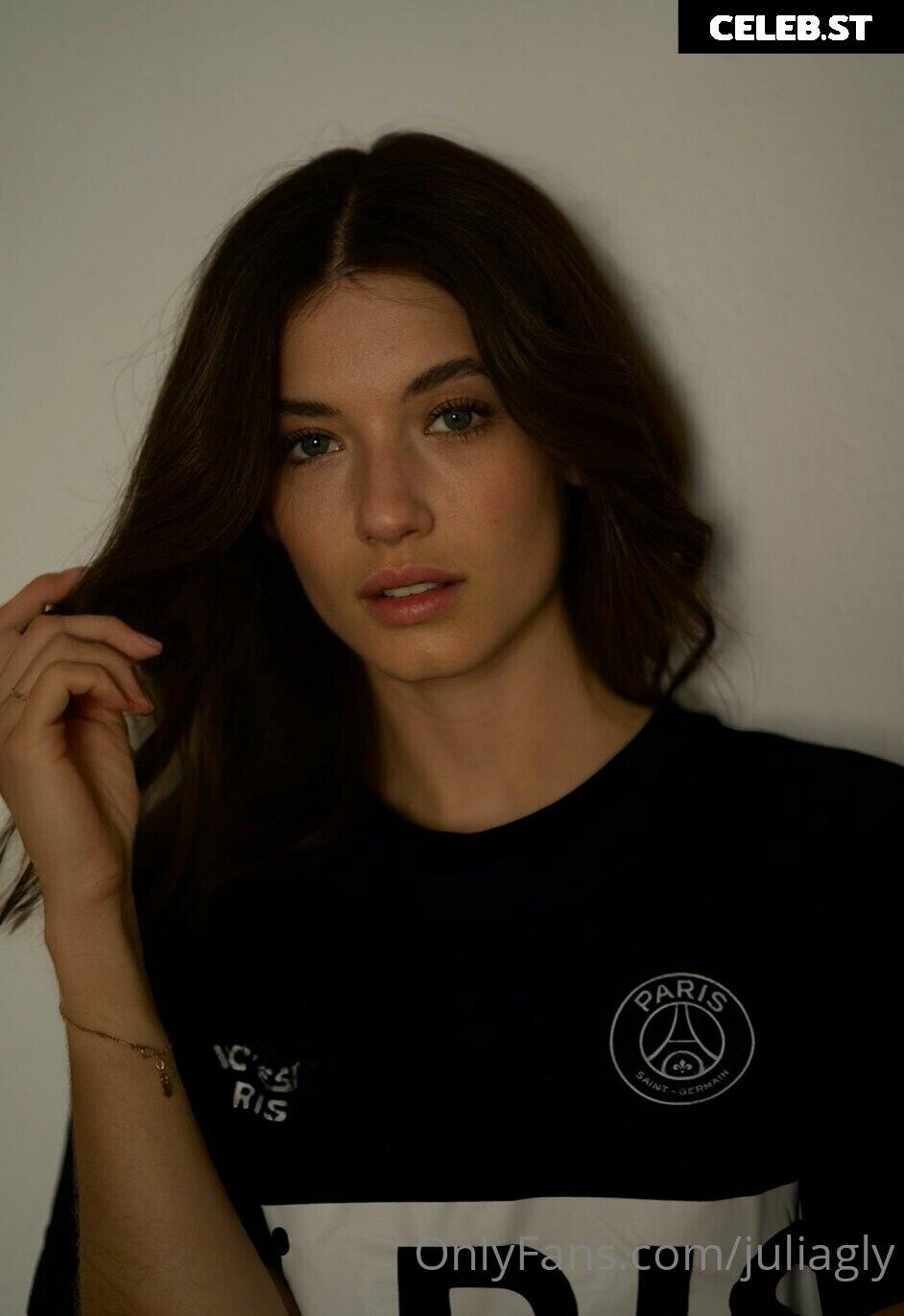 juliagly Image 537780