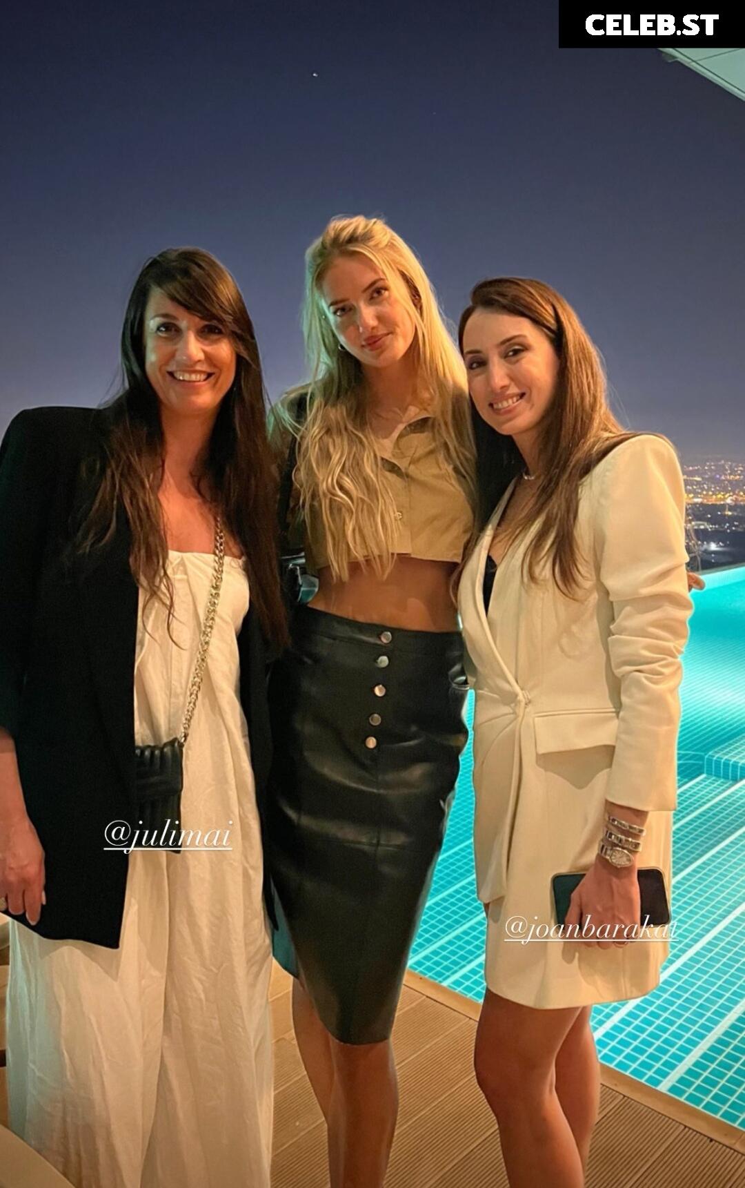 Alica Schmidt Image 537771