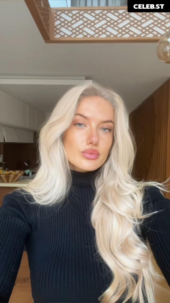 Alica Schmidt Image 537316