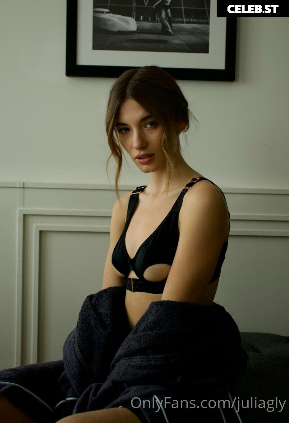 juliagly Image 537073