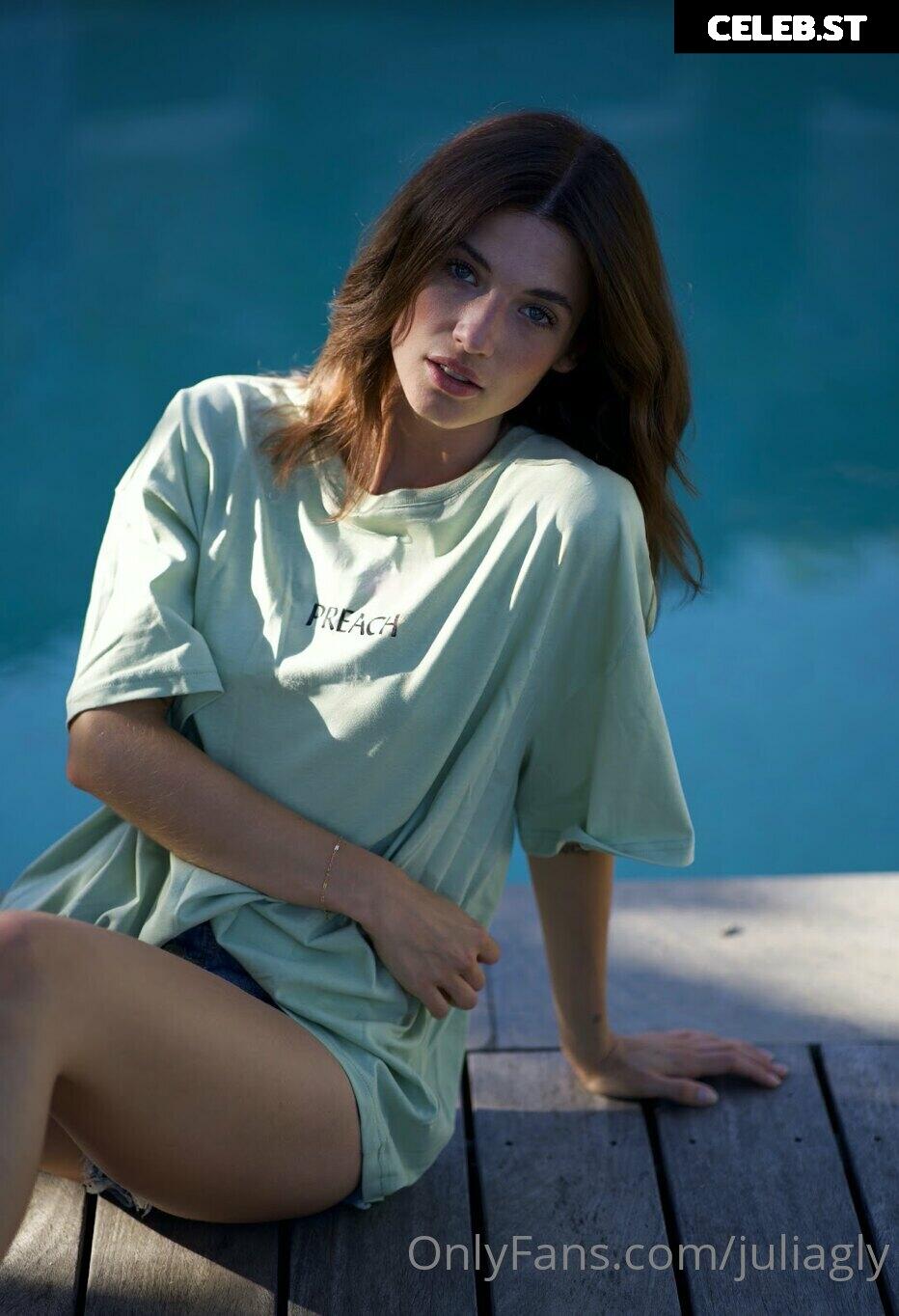 juliagly Image 537891