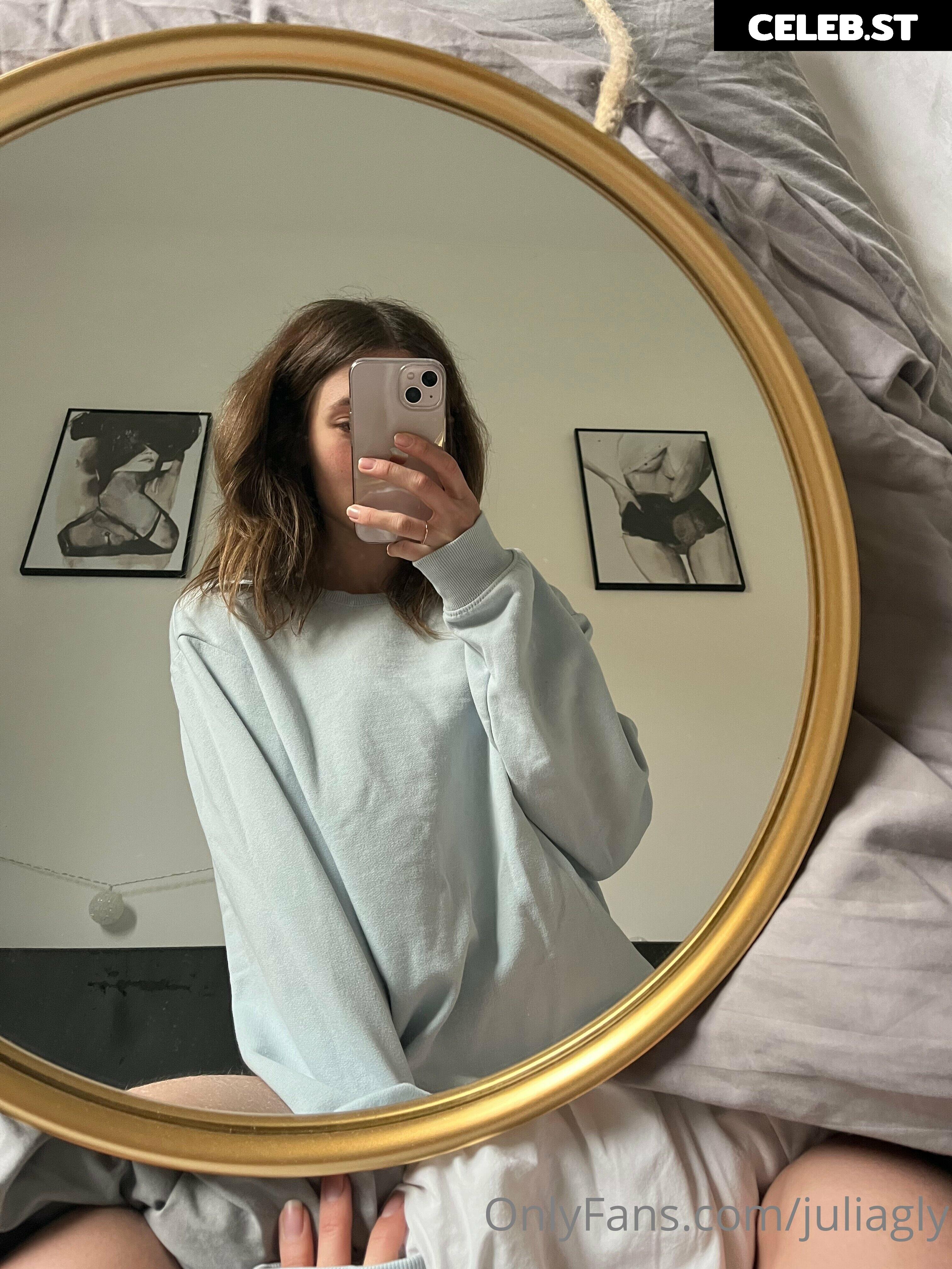 juliagly Image 536785