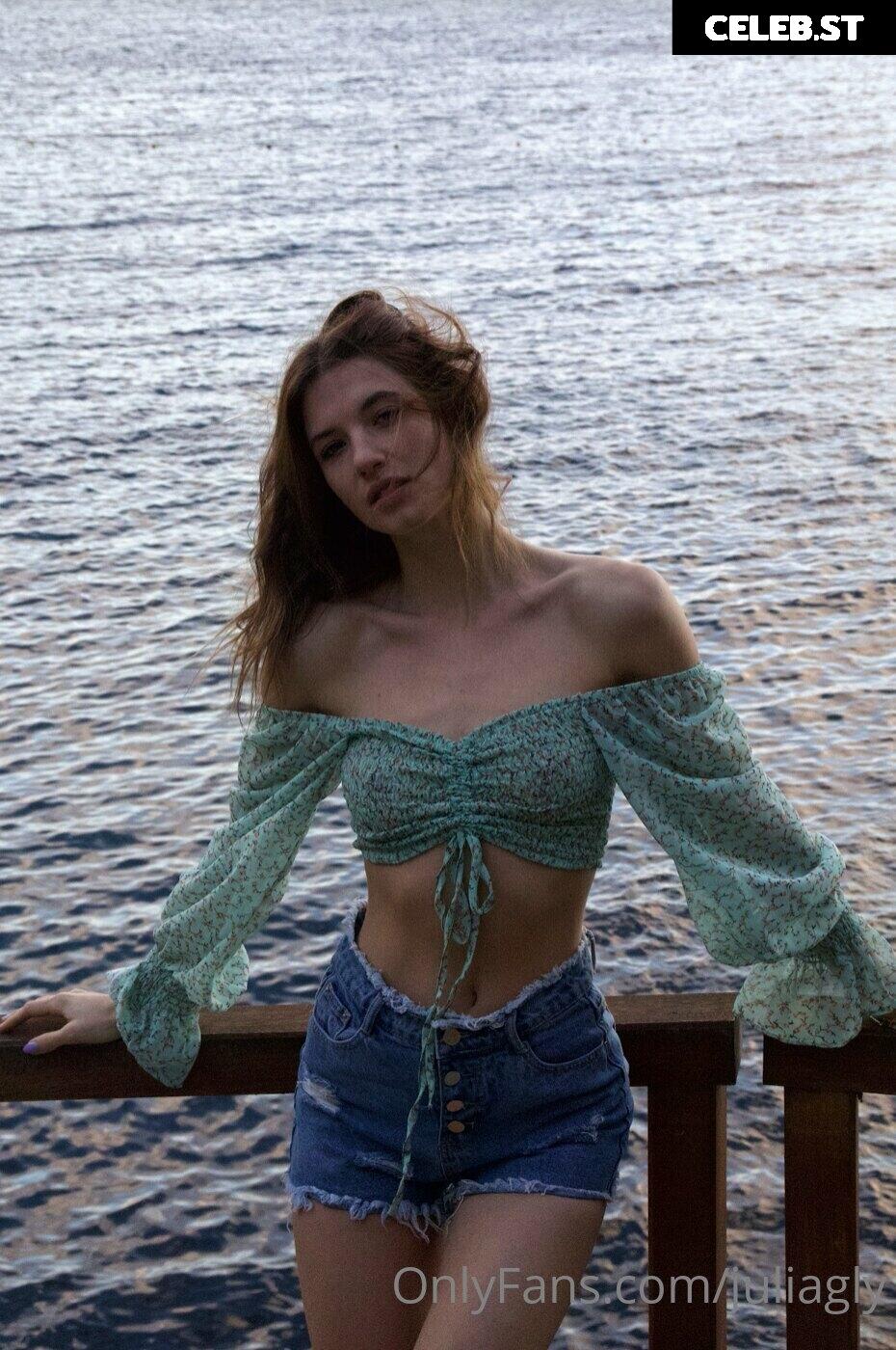 juliagly Image 535647