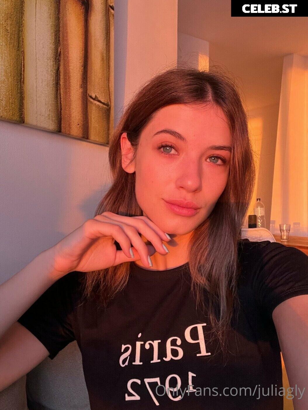 juliagly Image 535608