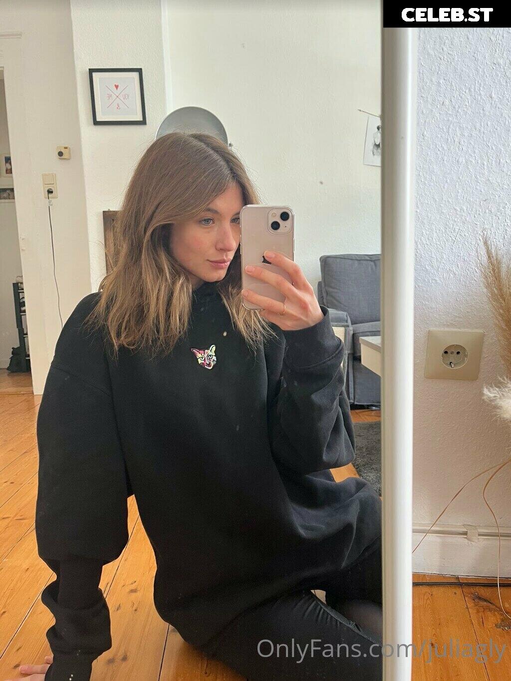 juliagly Image 535918