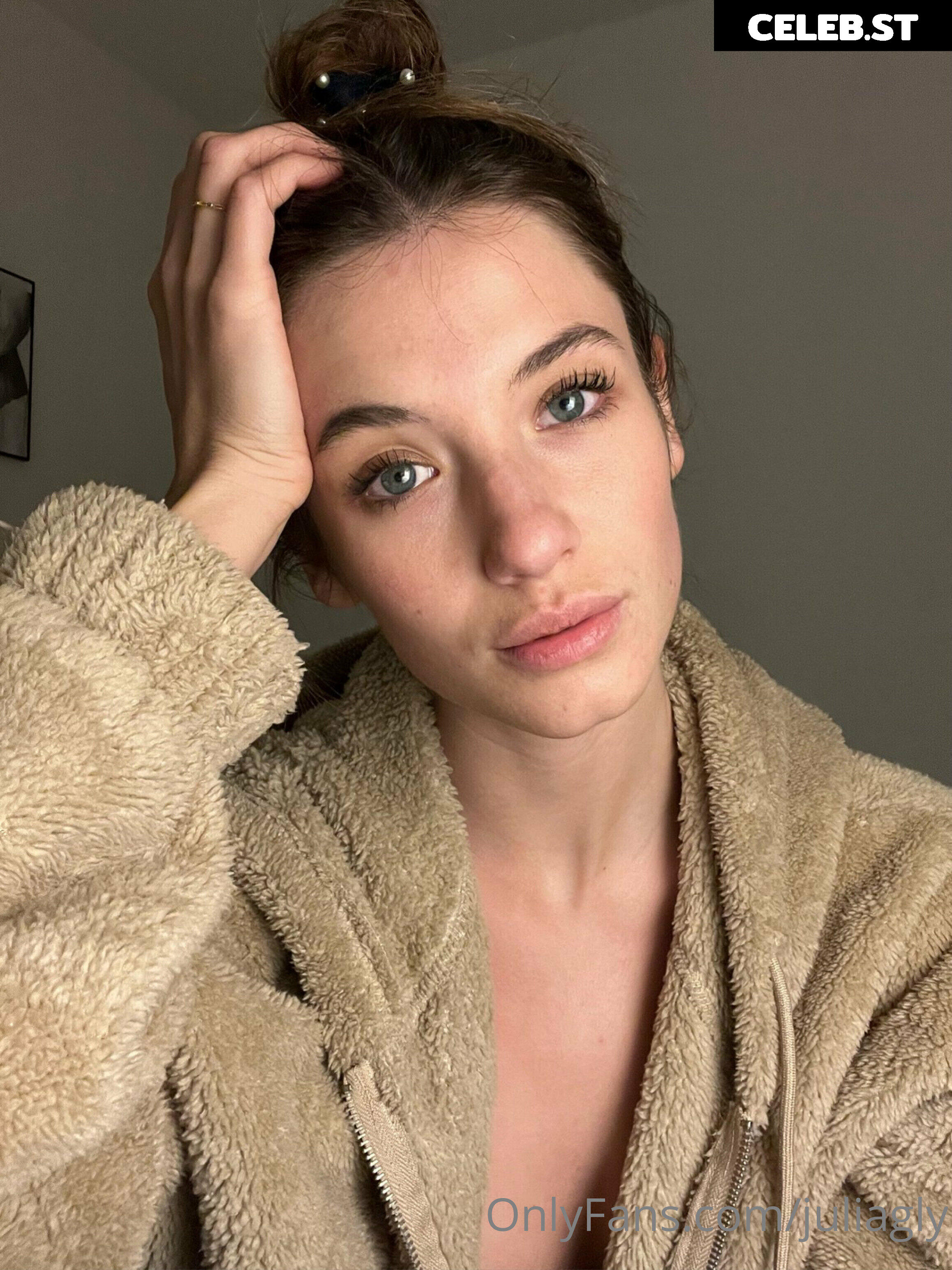 juliagly Image 535827