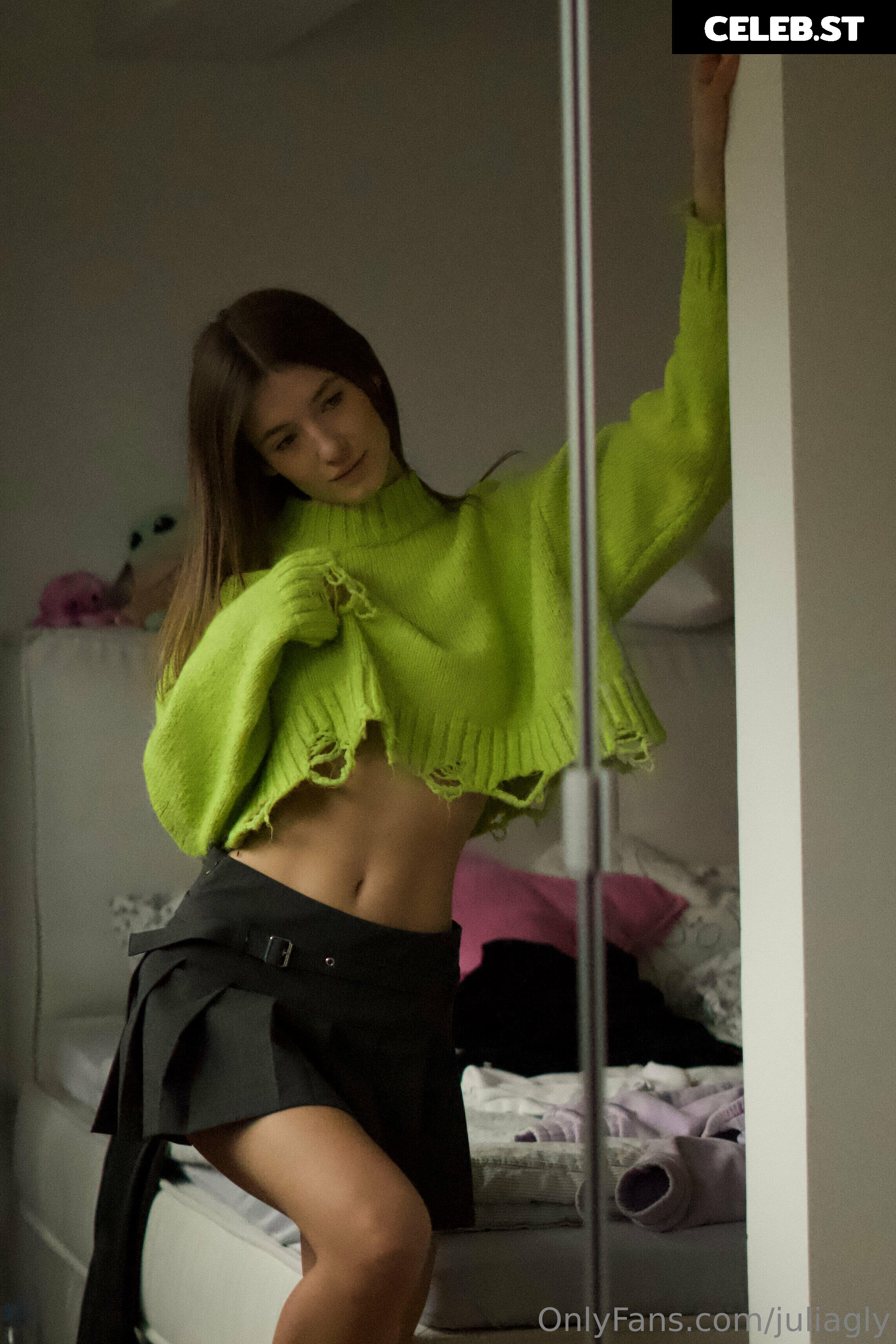 juliagly Image 532580