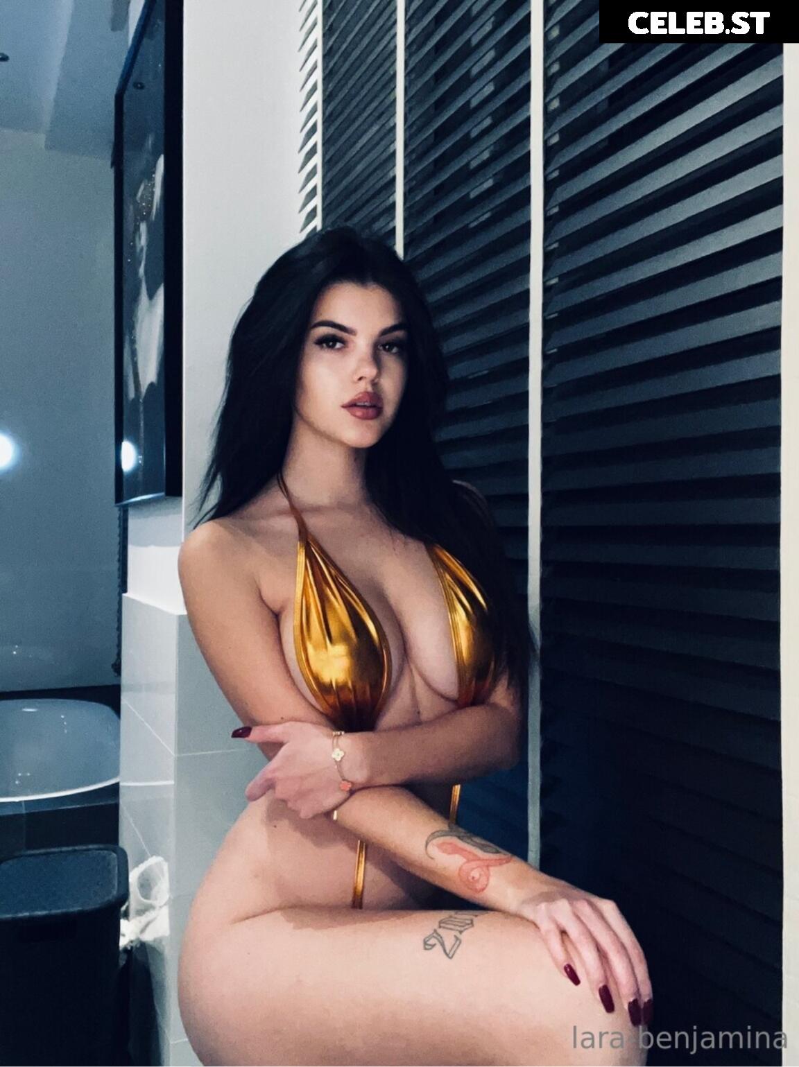 Lara Winter Image 5327796