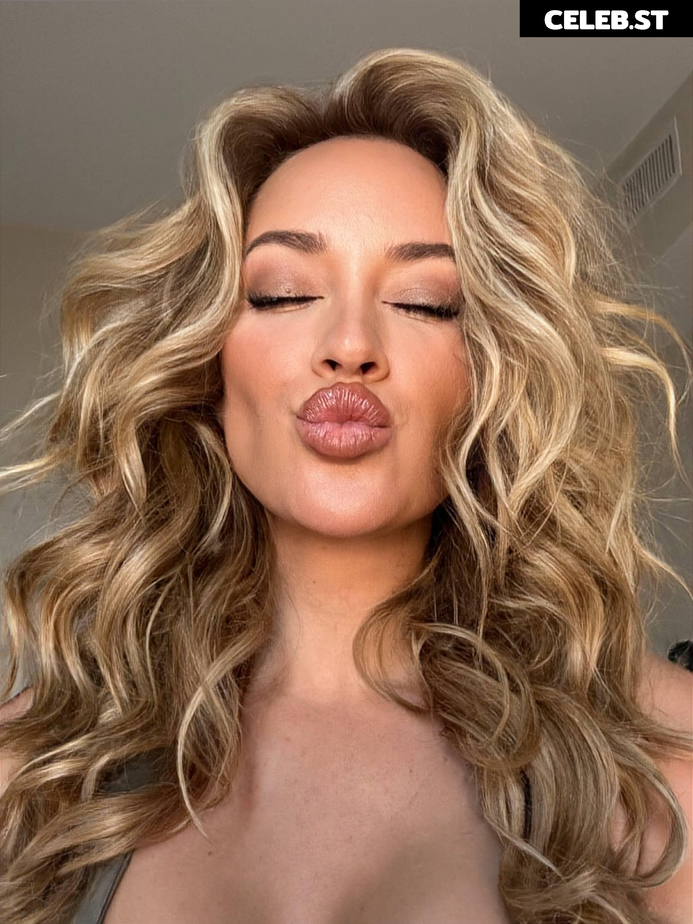 Paige Spiranac Image 5327683
