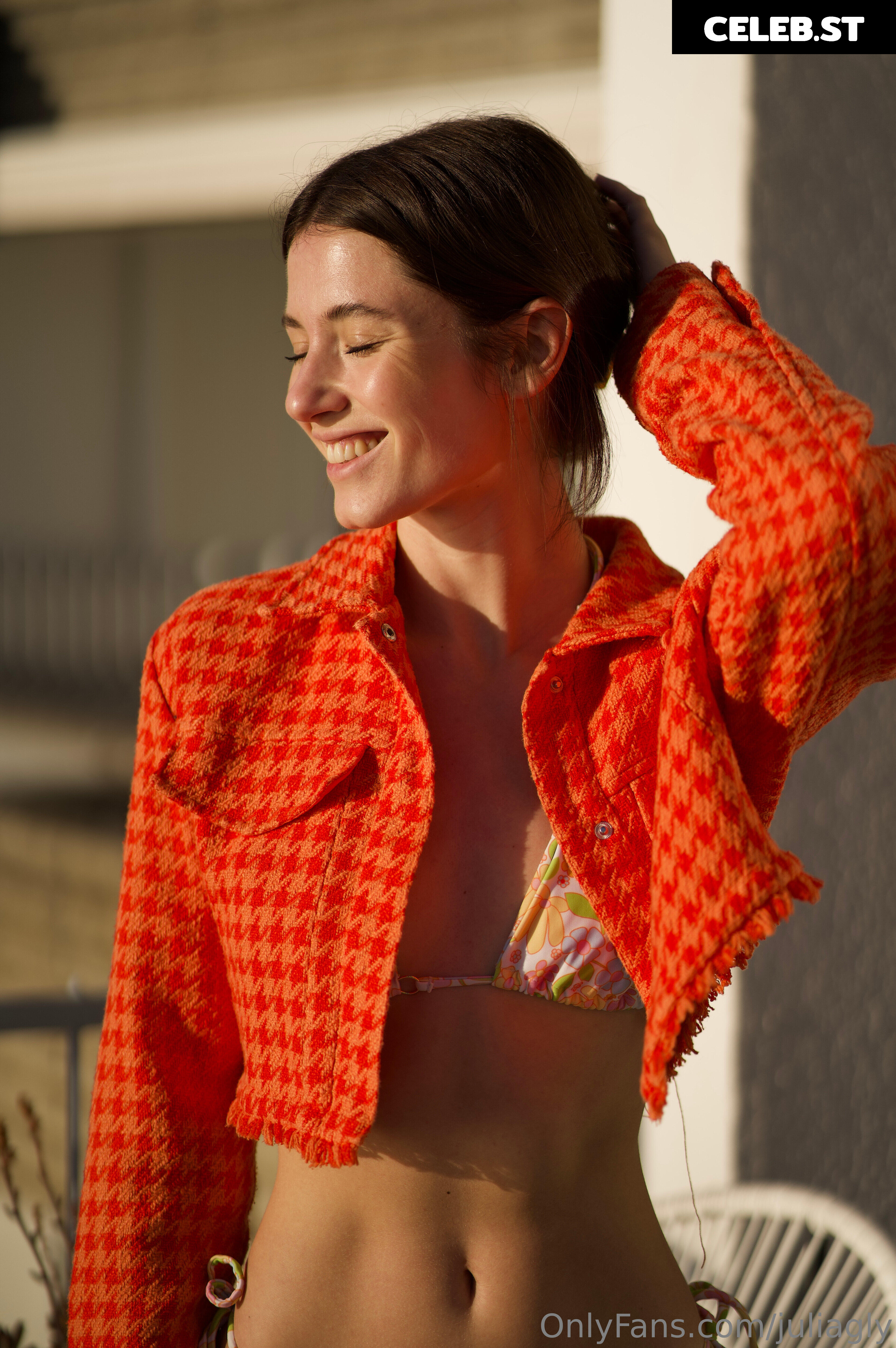 juliagly Image 532273