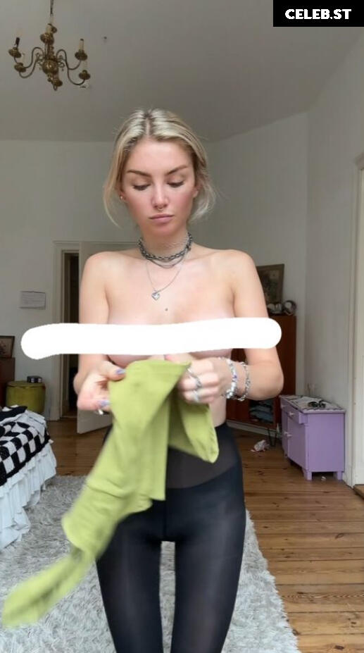 Julia Wulf Image 531582