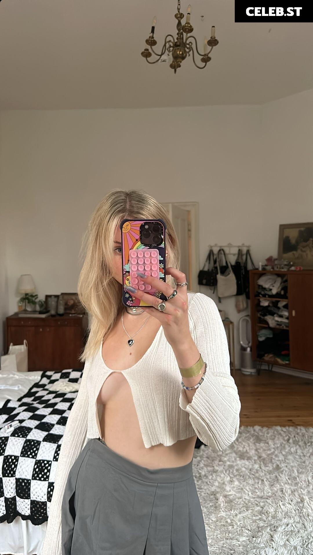 Julia Wulf Image 531567