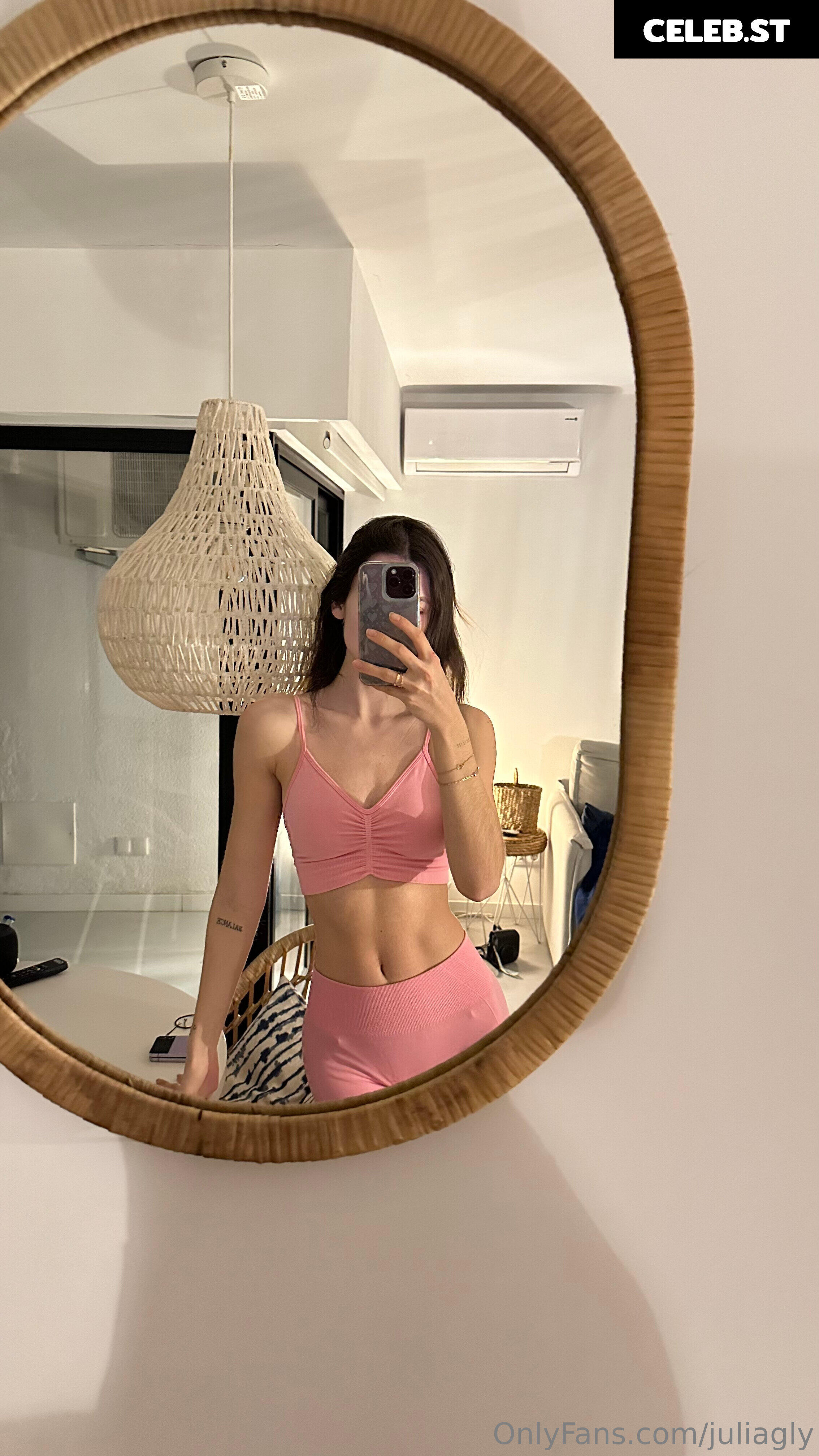 juliagly Image 531636