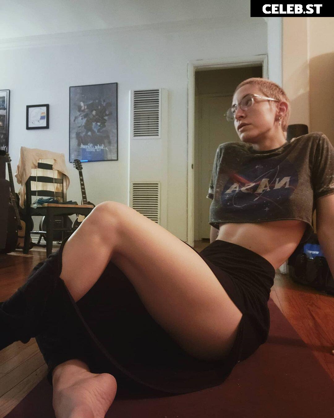 Tybee Diskin (Fallout: Nuka Break) Image 5311765