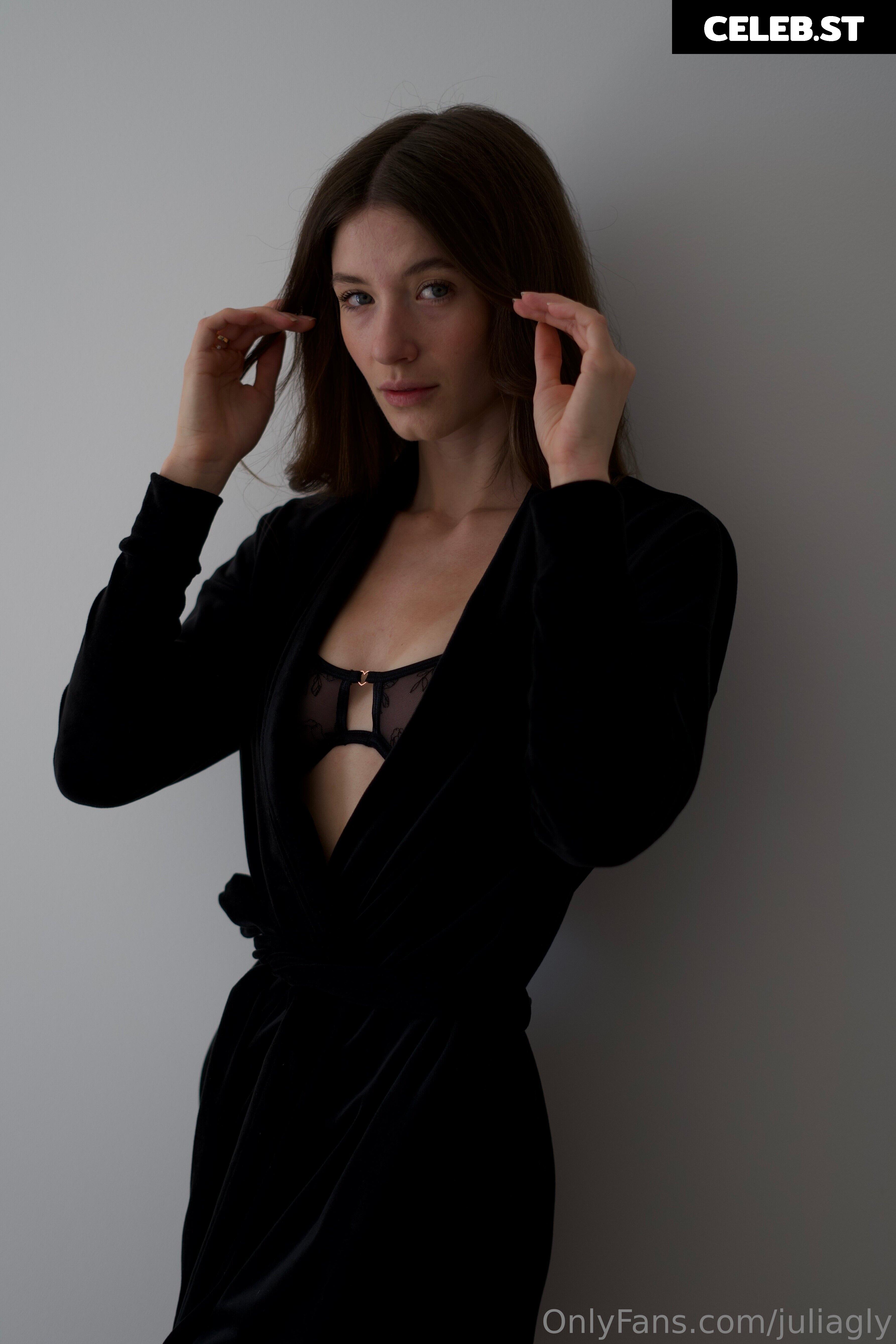 juliagly Image 531974