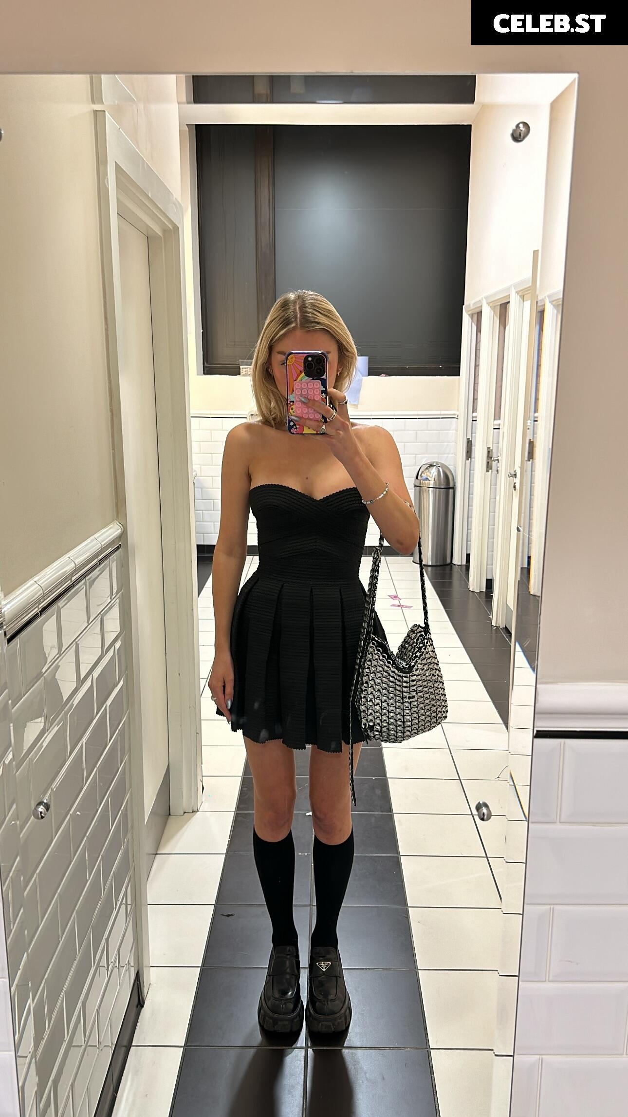 Julia Wulf Image 530513