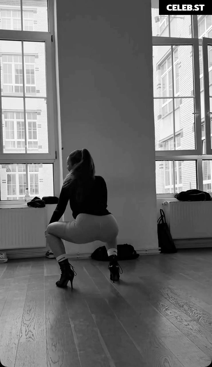 Leoobalys Image 530453