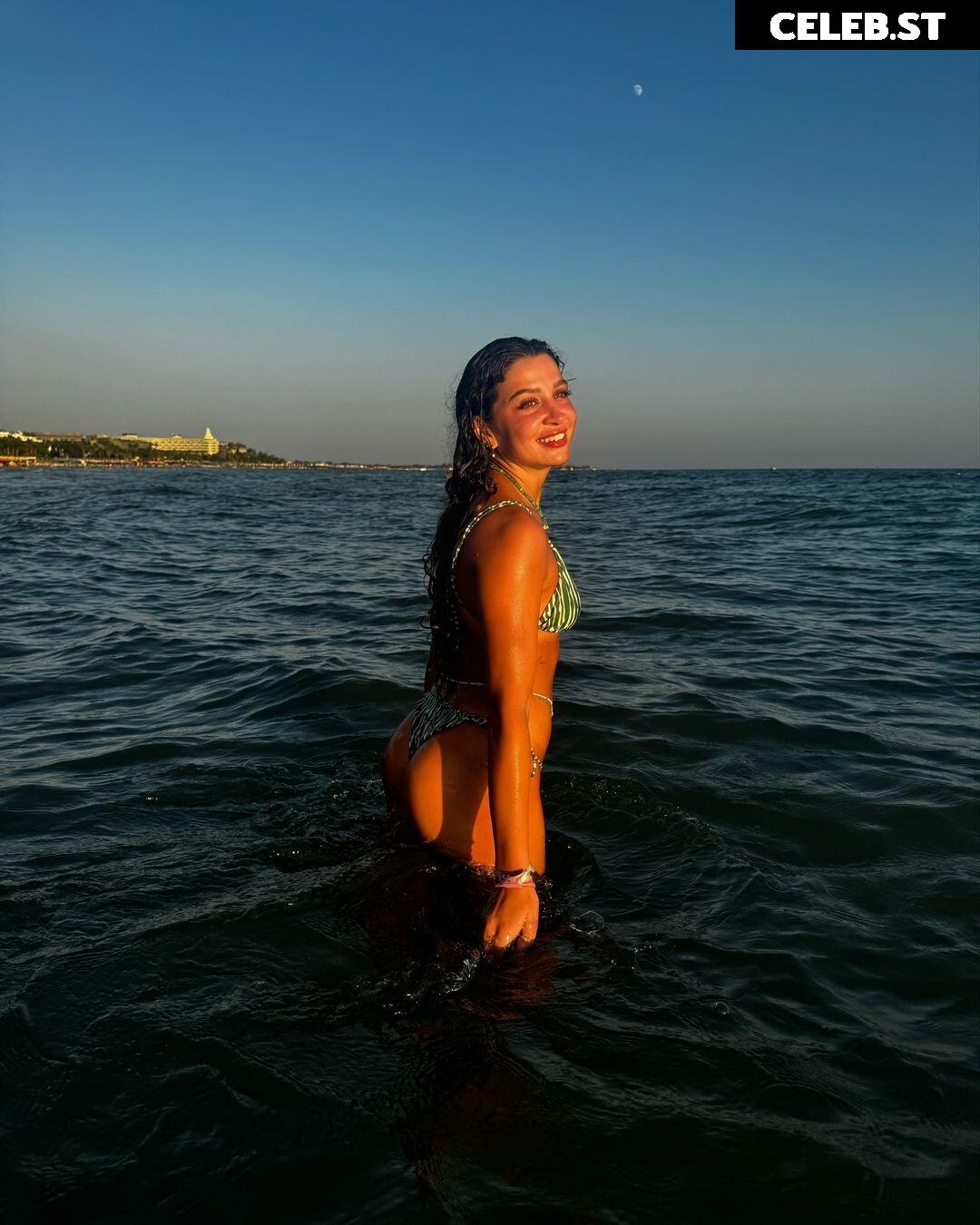 Joana Salamone Image 589857