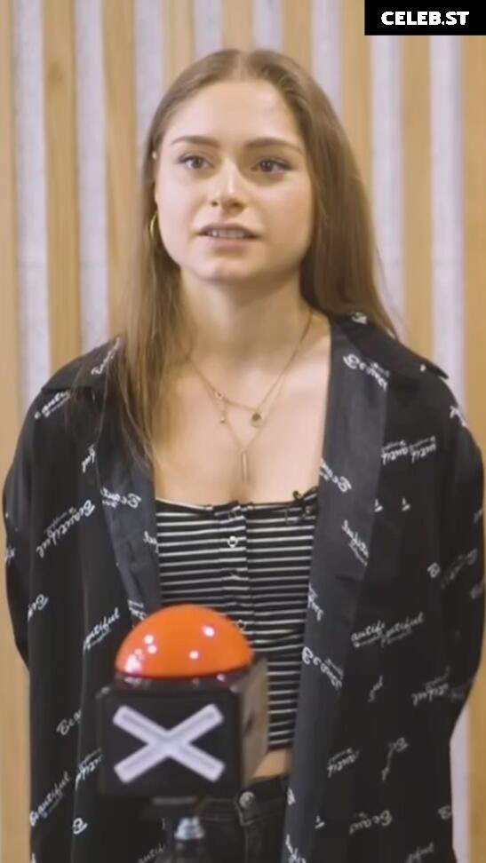 Alina Khani Image 588682