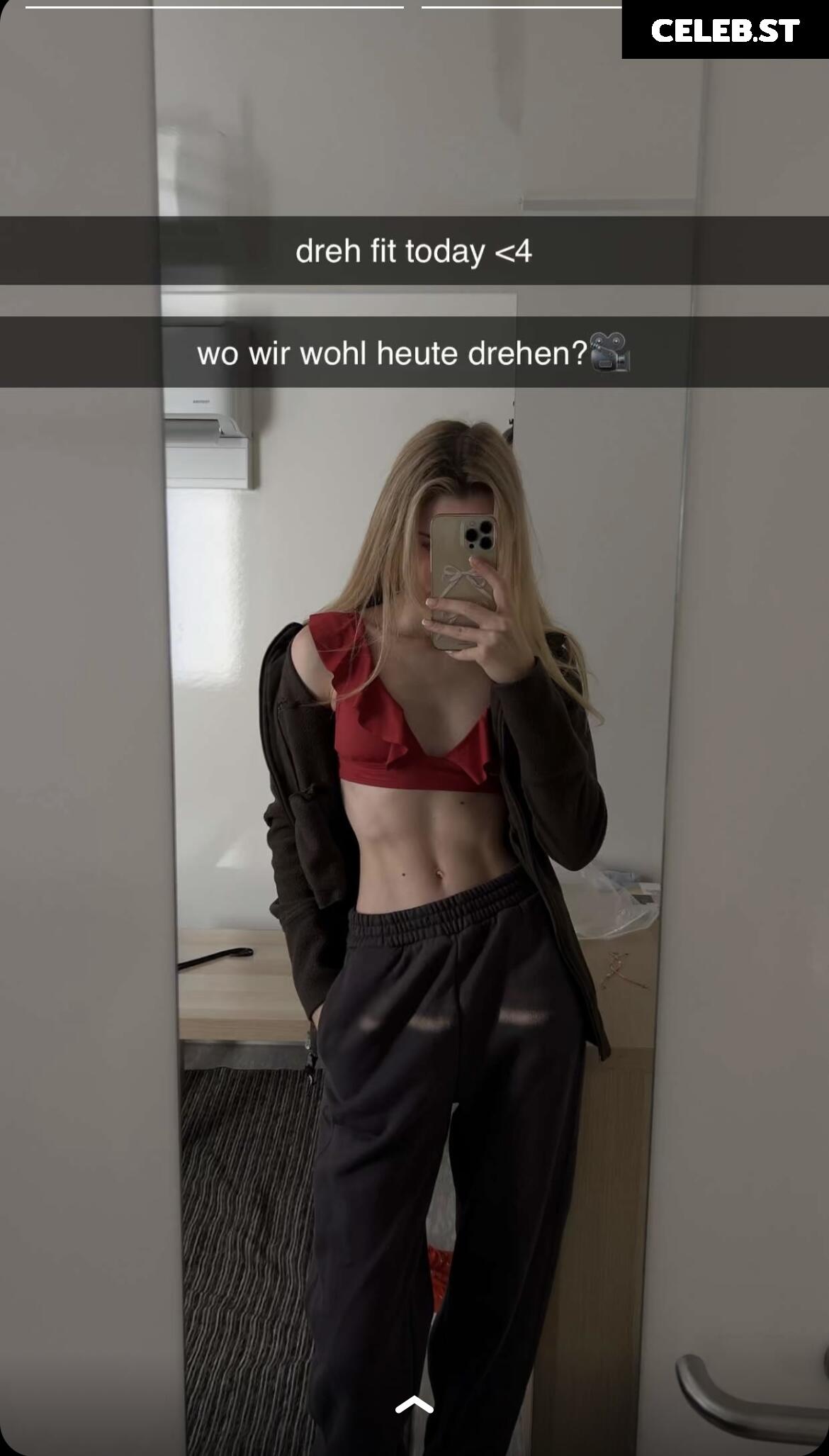 Lea Peach Image 588619