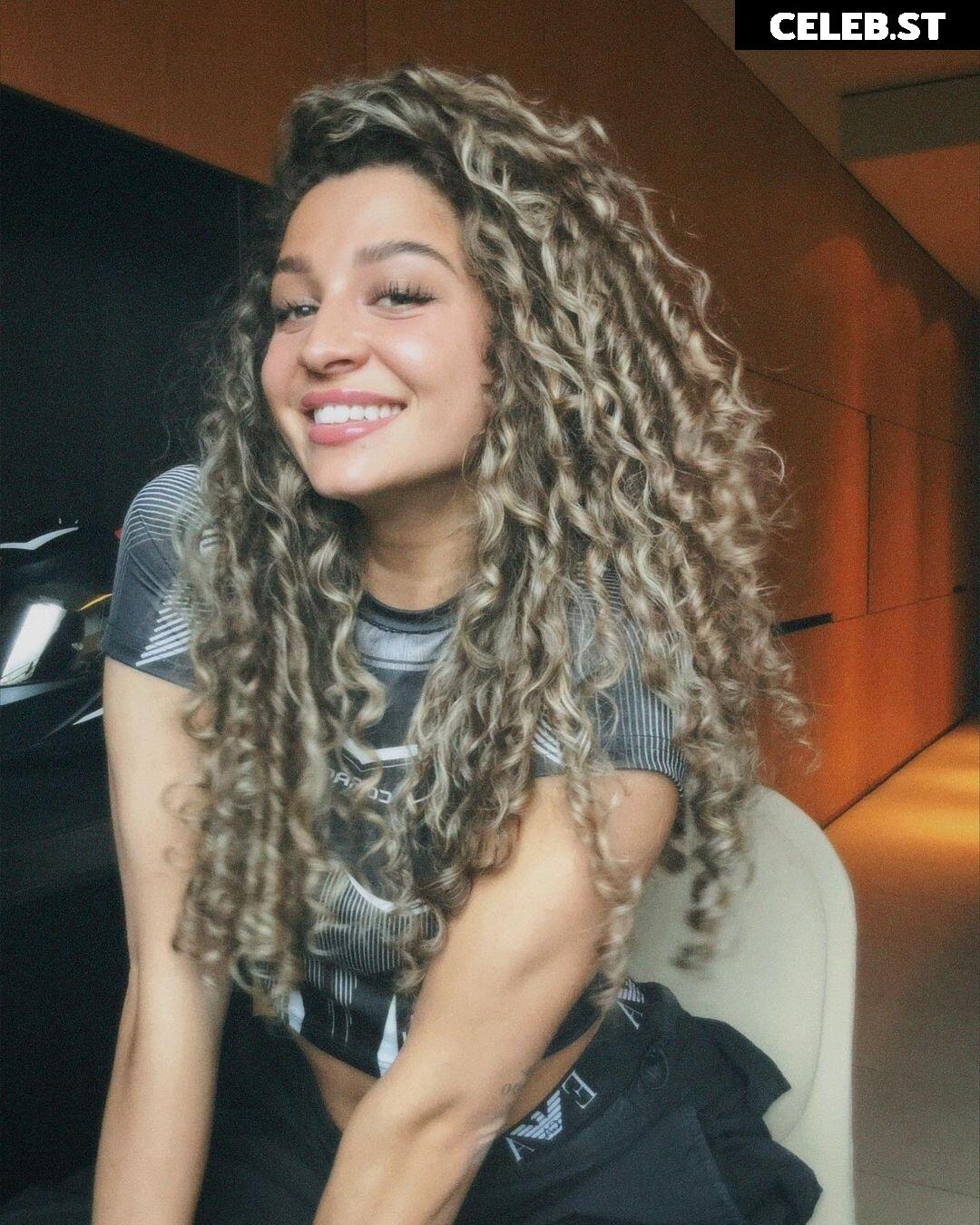 Joana Salamone Image 587840