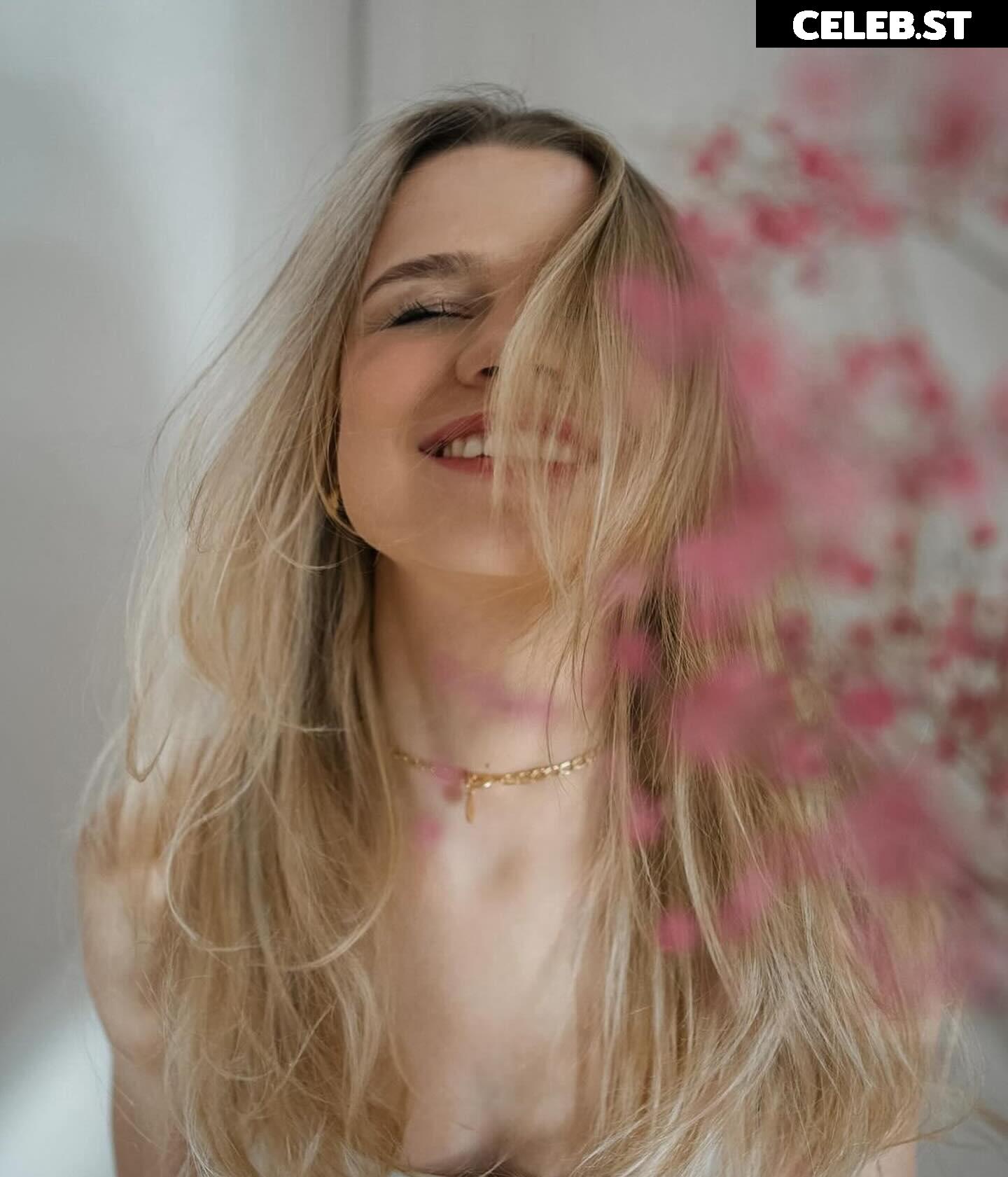 Lea Peach Image 586486