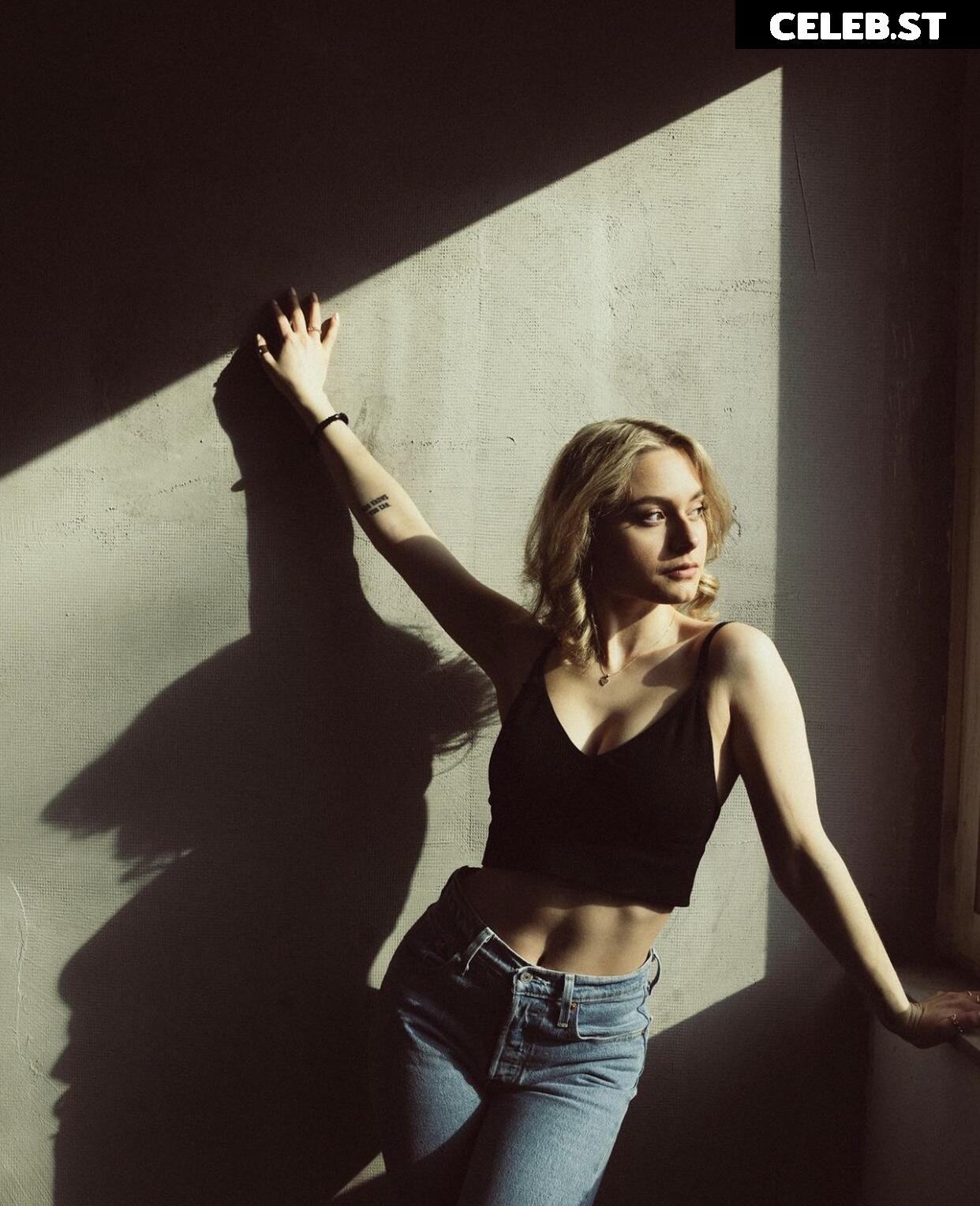 Alina Khani Image 586936