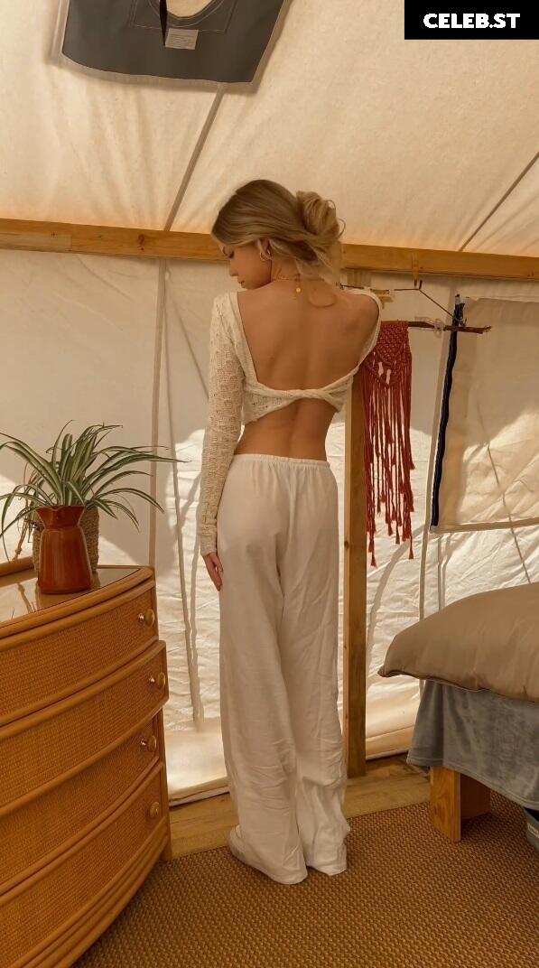 Lea Peach Image 585104