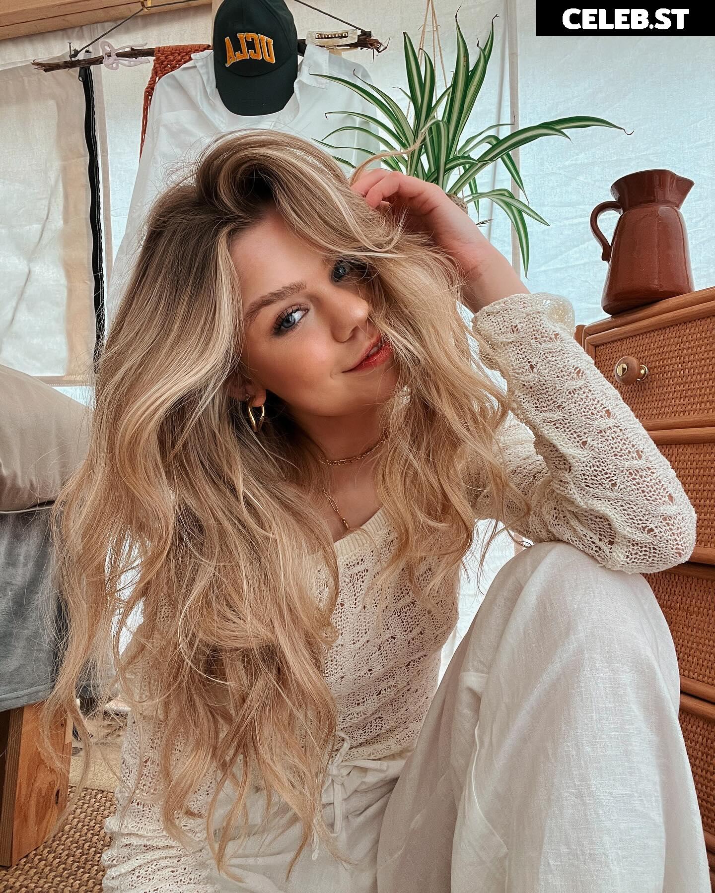 Lea Peach Image 585285