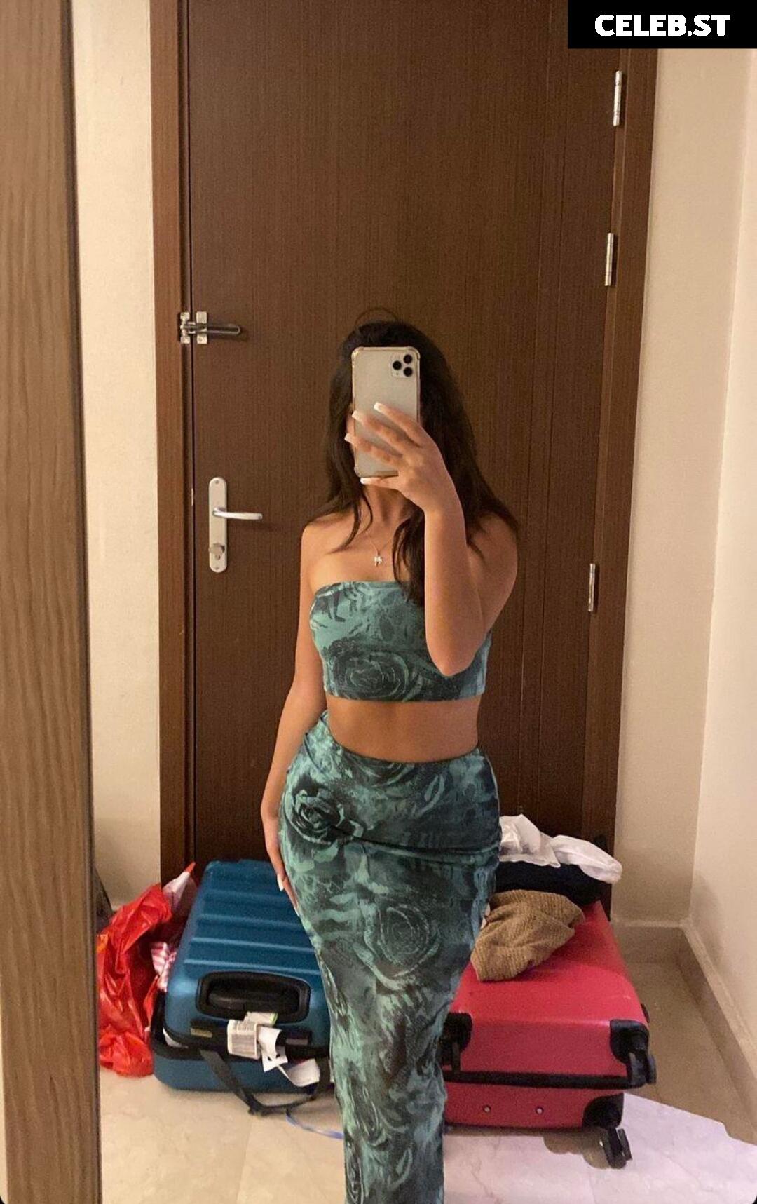 Laura Nestola Image 581443